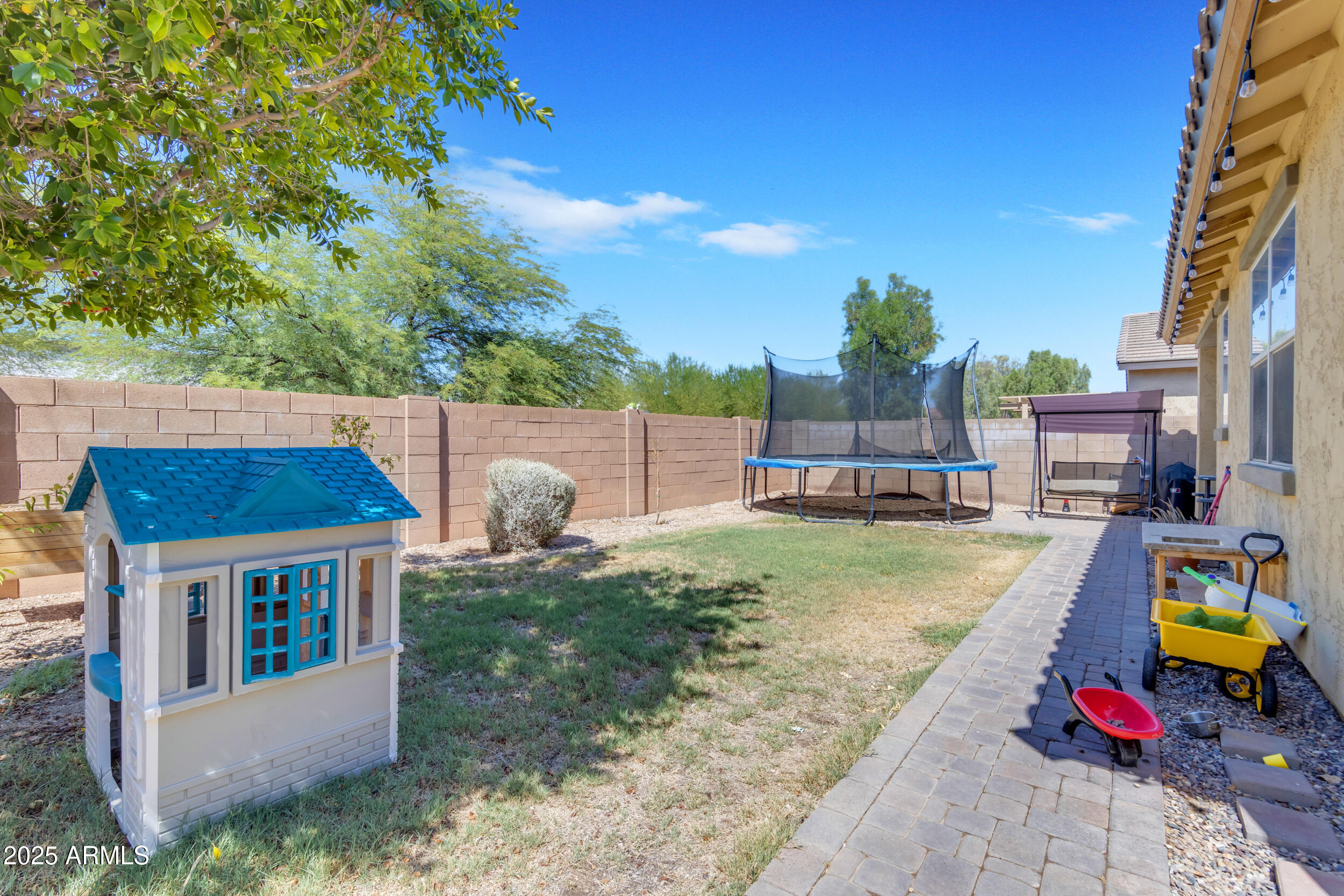 174 E BERNIE Lane