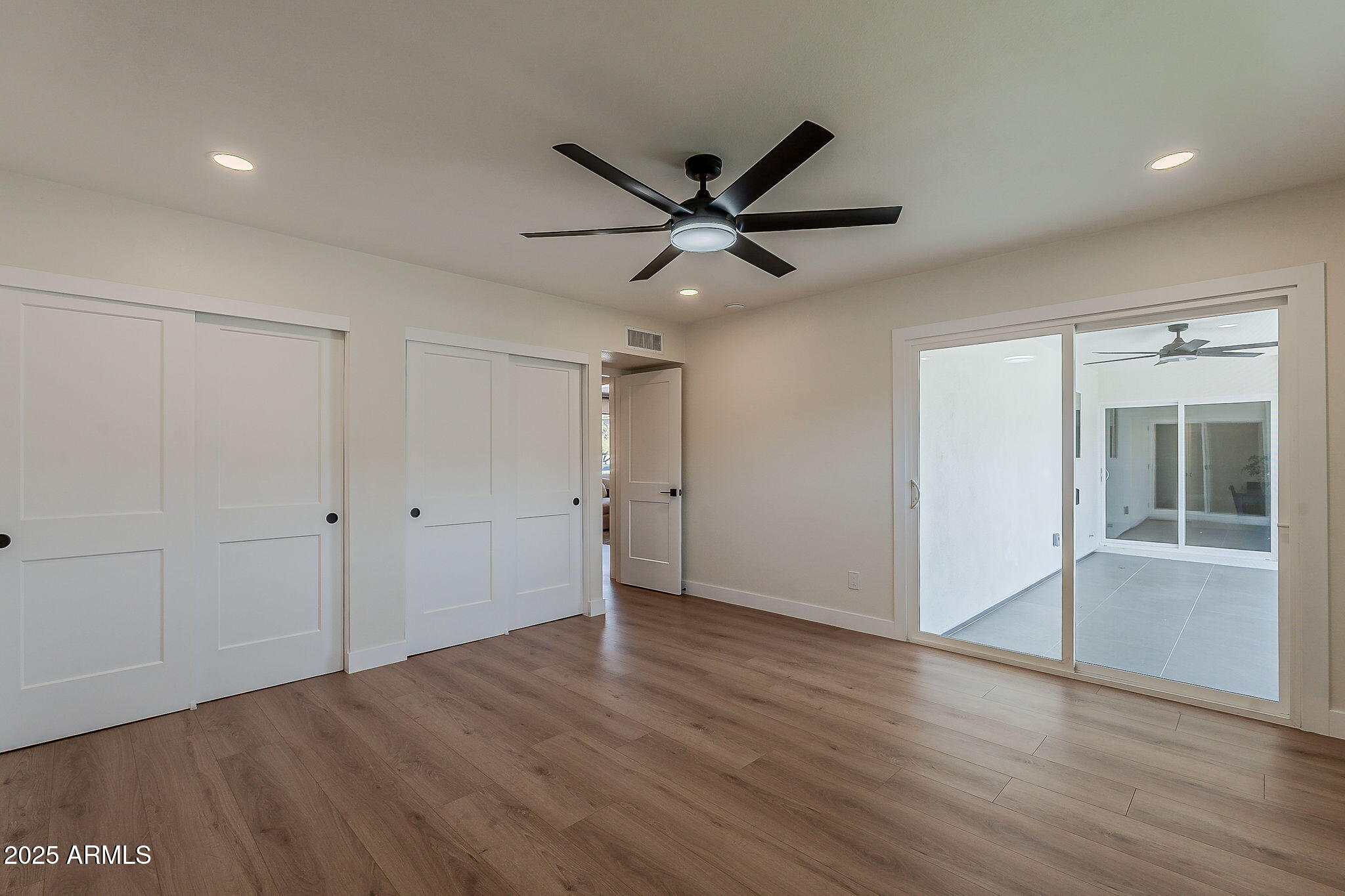 1261 E RIVIERA Drive