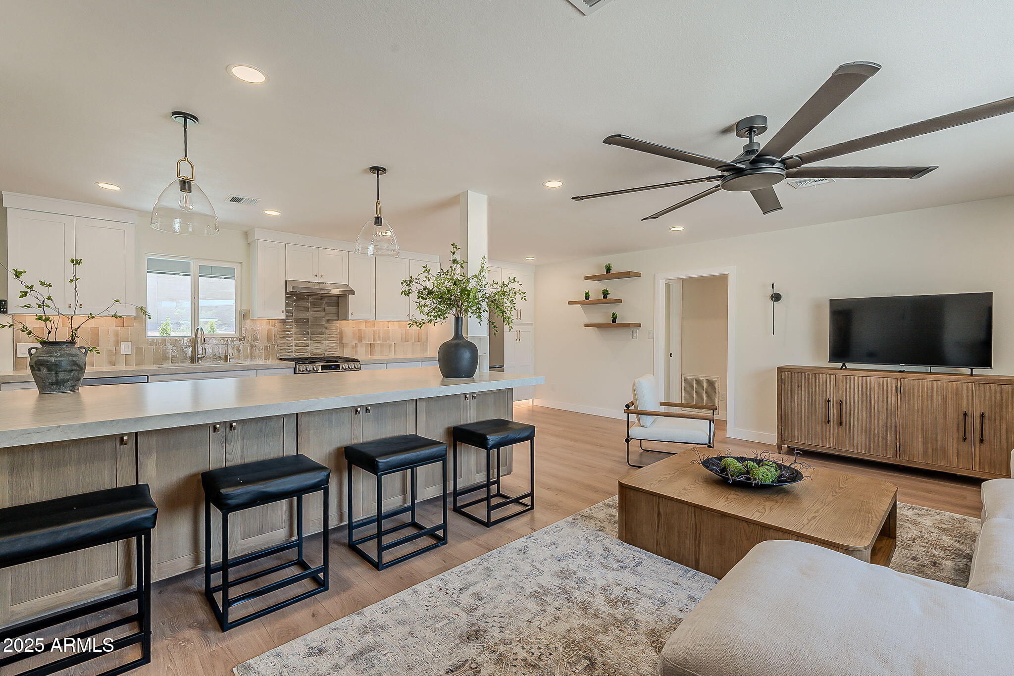 1261 E RIVIERA Drive