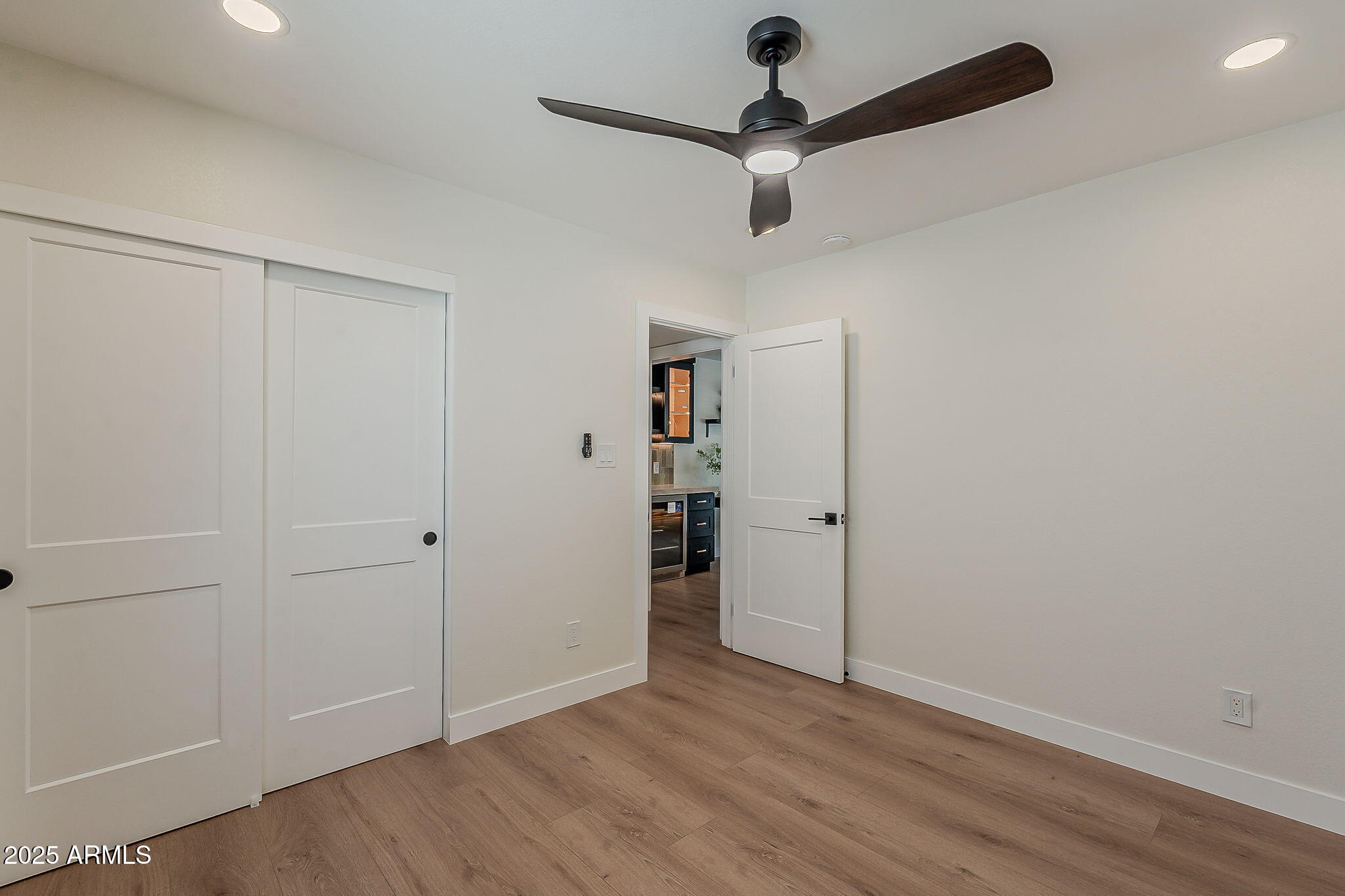 1261 E RIVIERA Drive