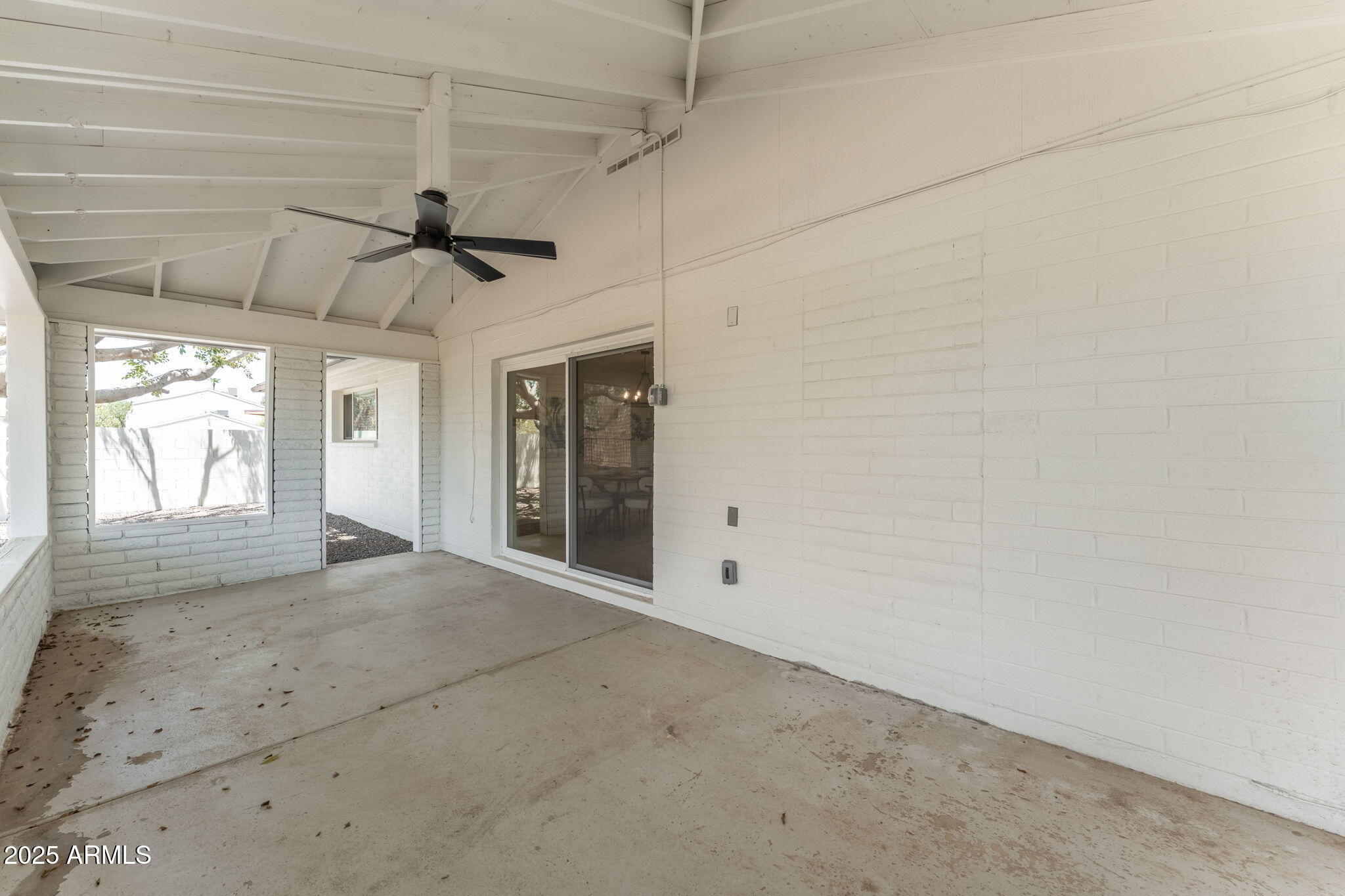 6646 S LA ROSA Drive
