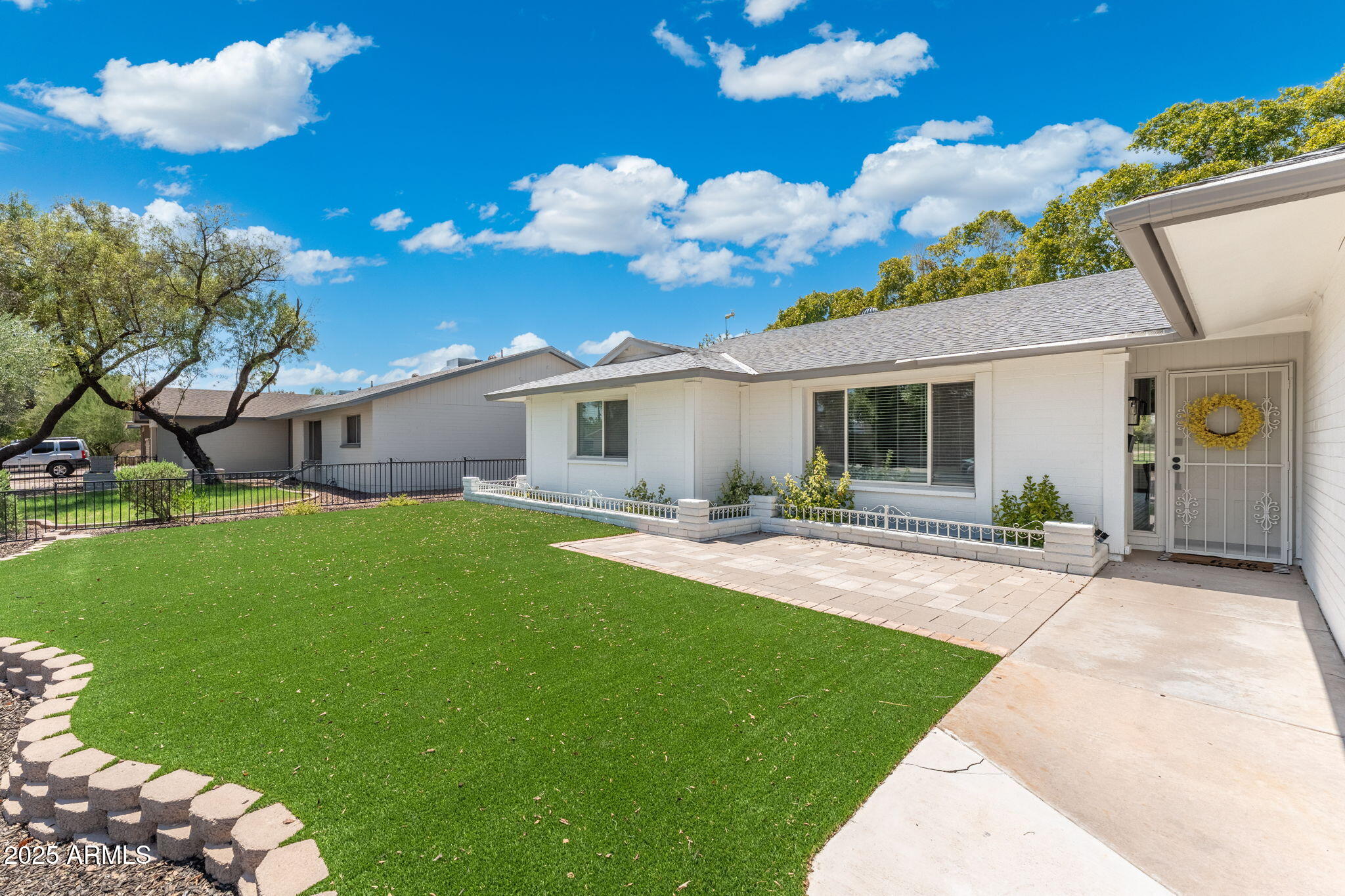 6646 S LA ROSA Drive