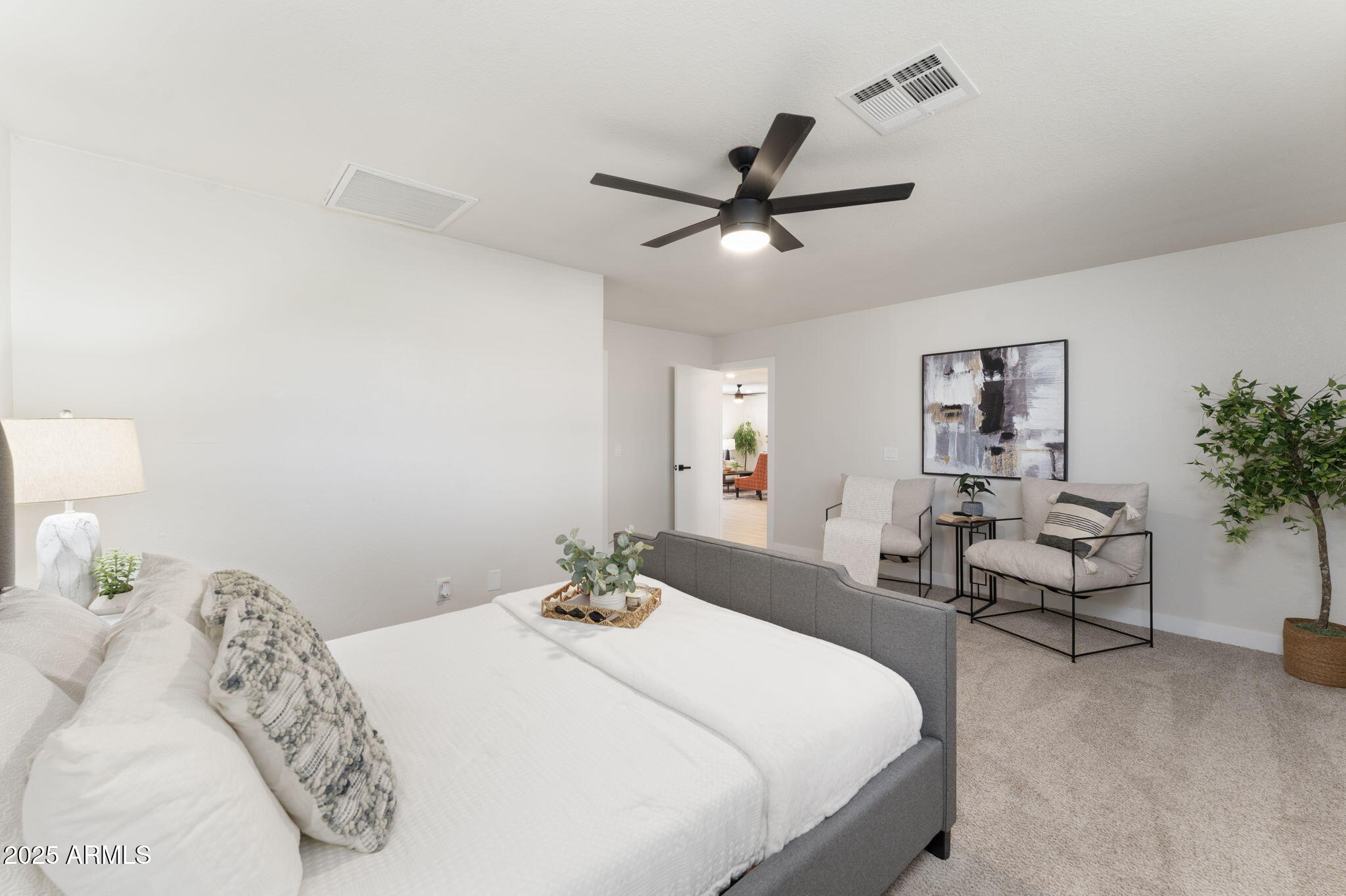 6646 S LA ROSA Drive