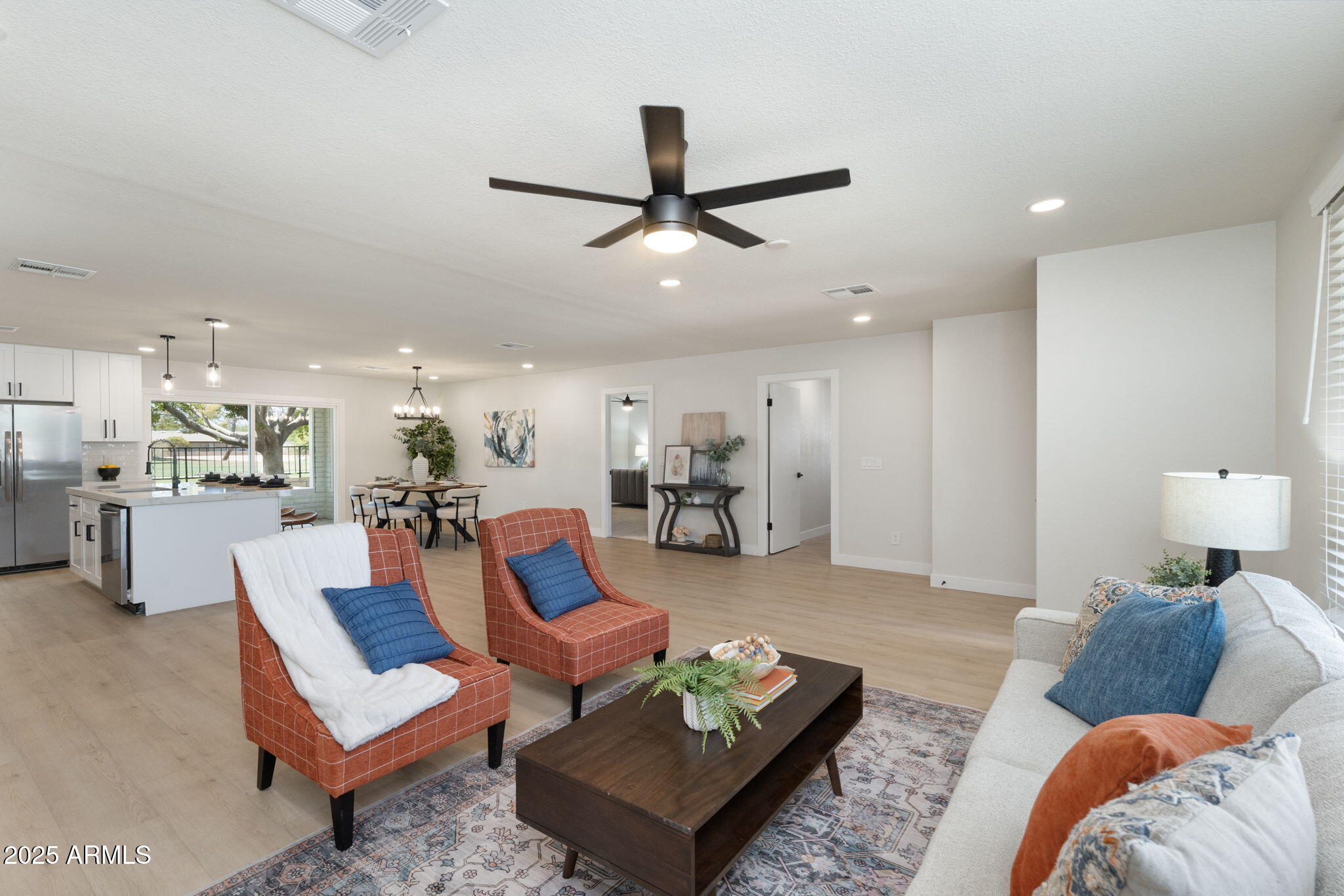 6646 S LA ROSA Drive