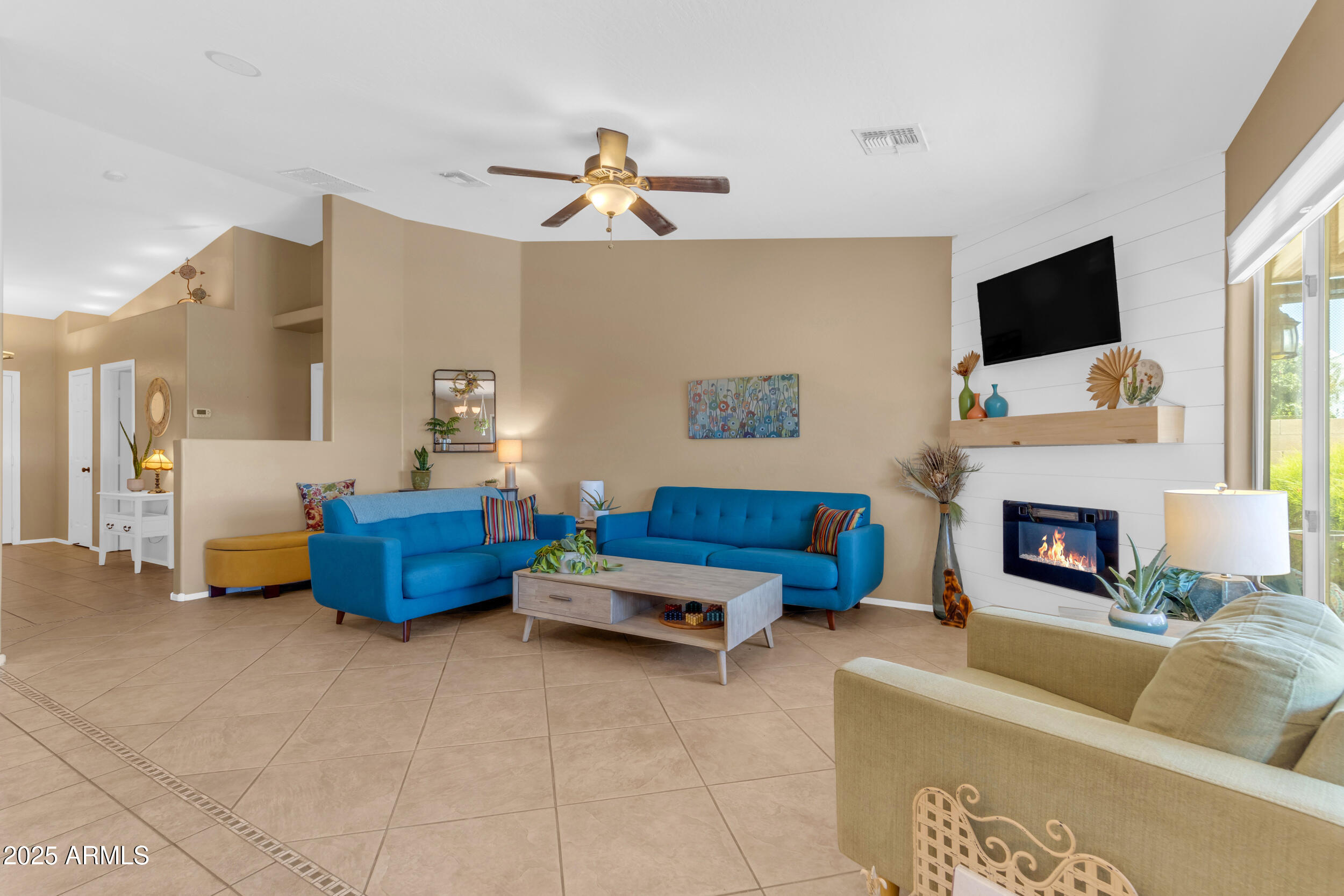 21111 E ASPEN VALLEY Drive