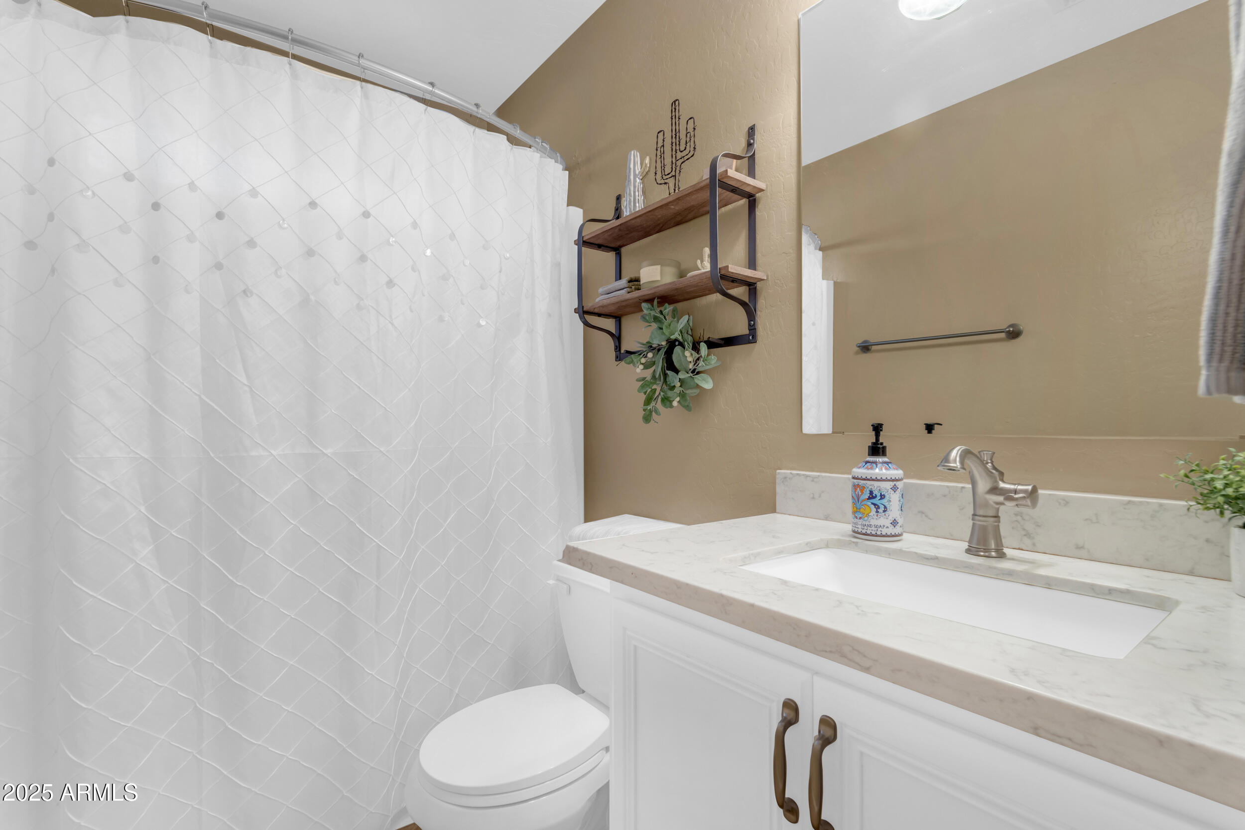 21111 E ASPEN VALLEY Drive