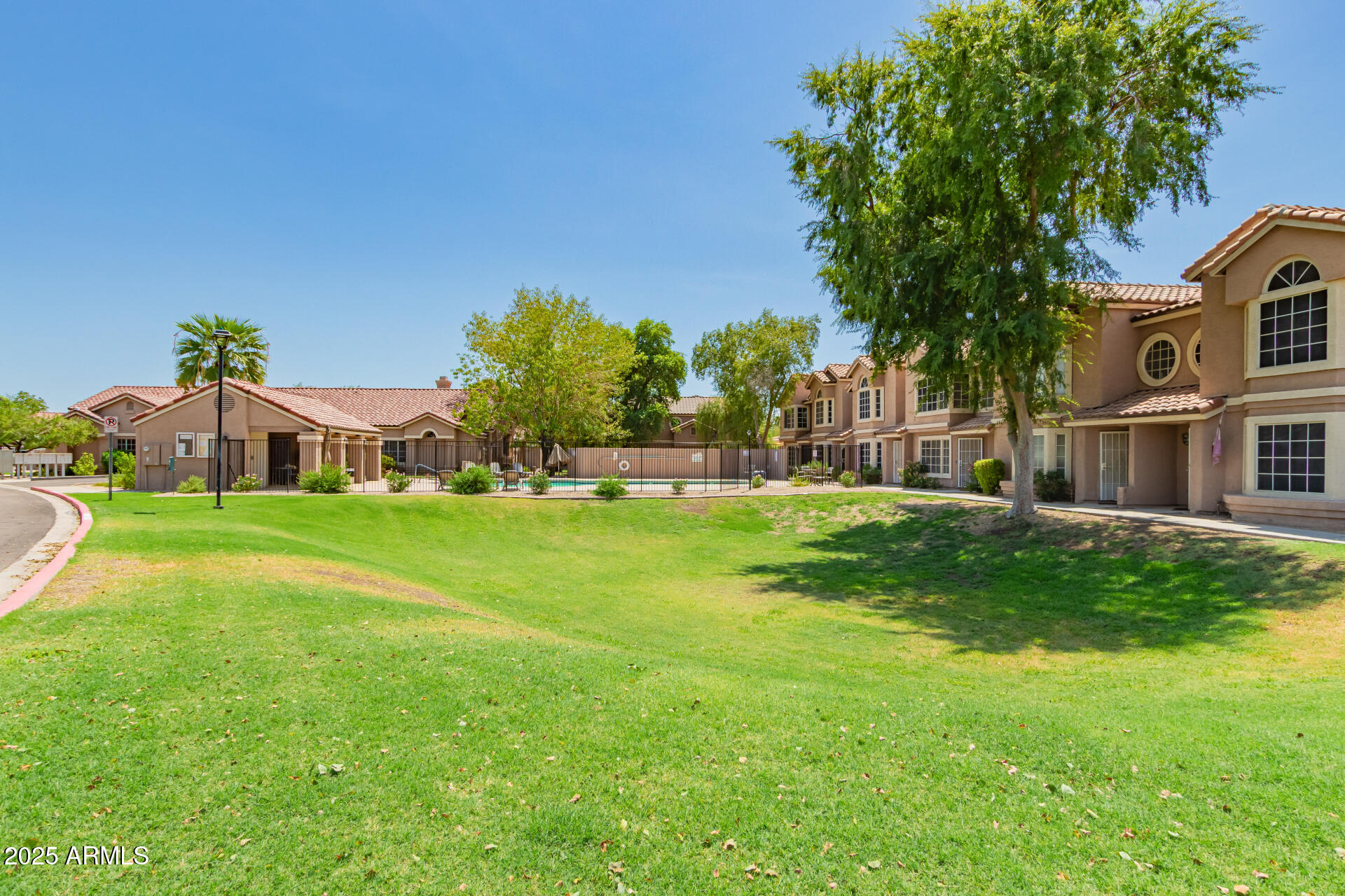 2875 W HIGHLAND Street 1102
