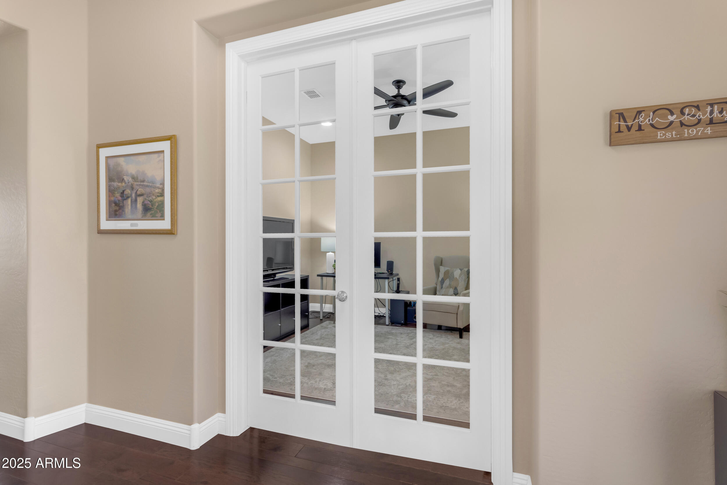 5942 W CACTUS WREN Way