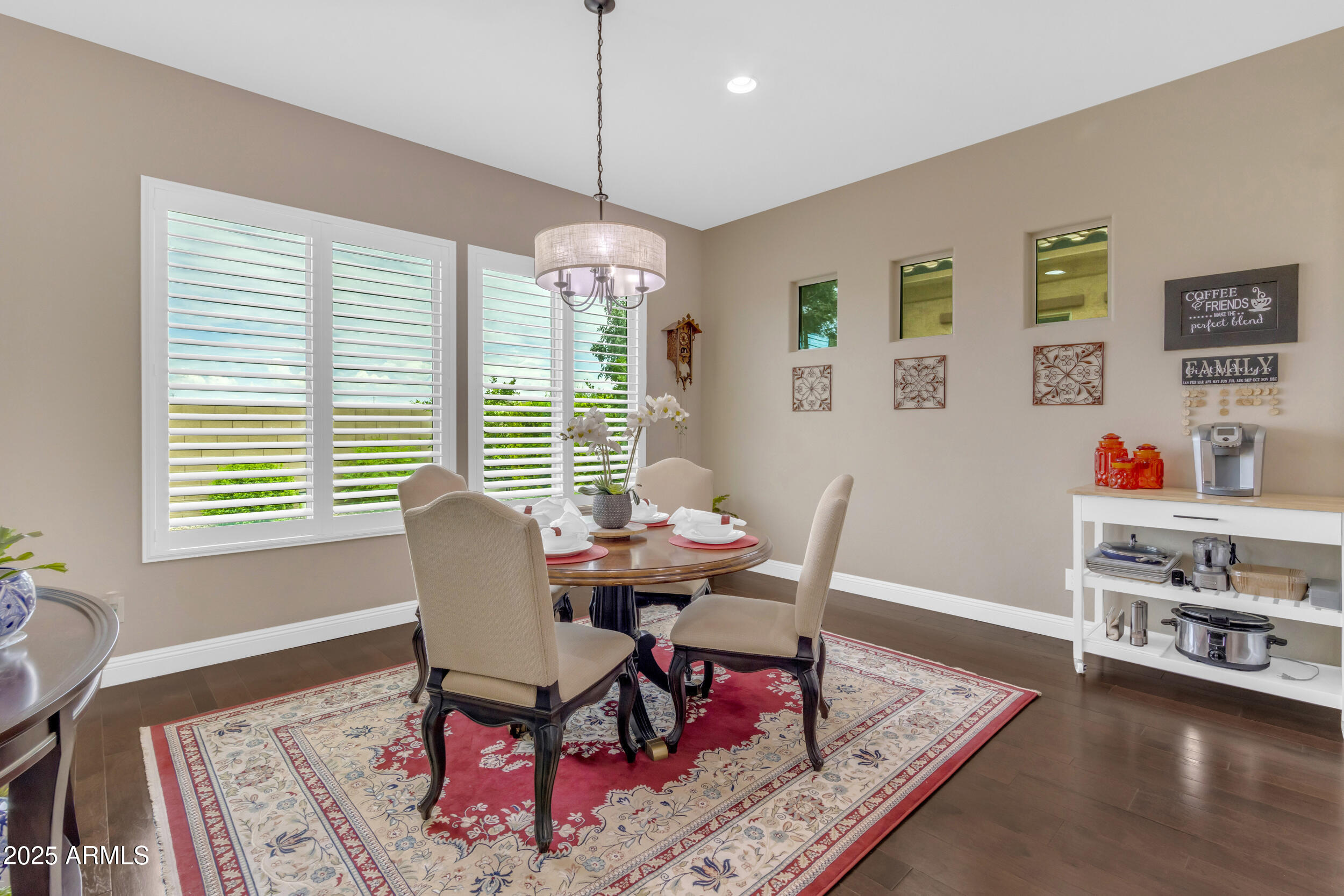 5942 W CACTUS WREN Way