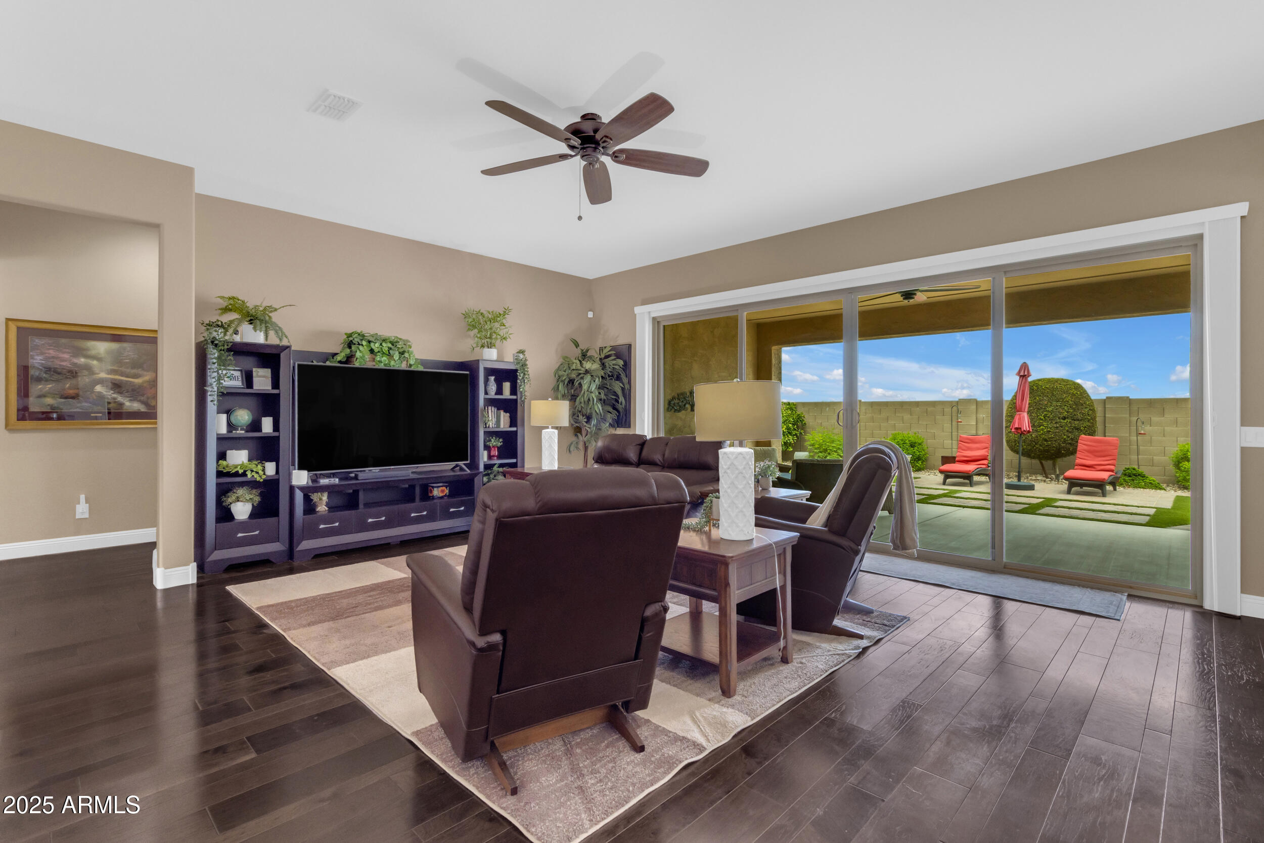 5942 W CACTUS WREN Way