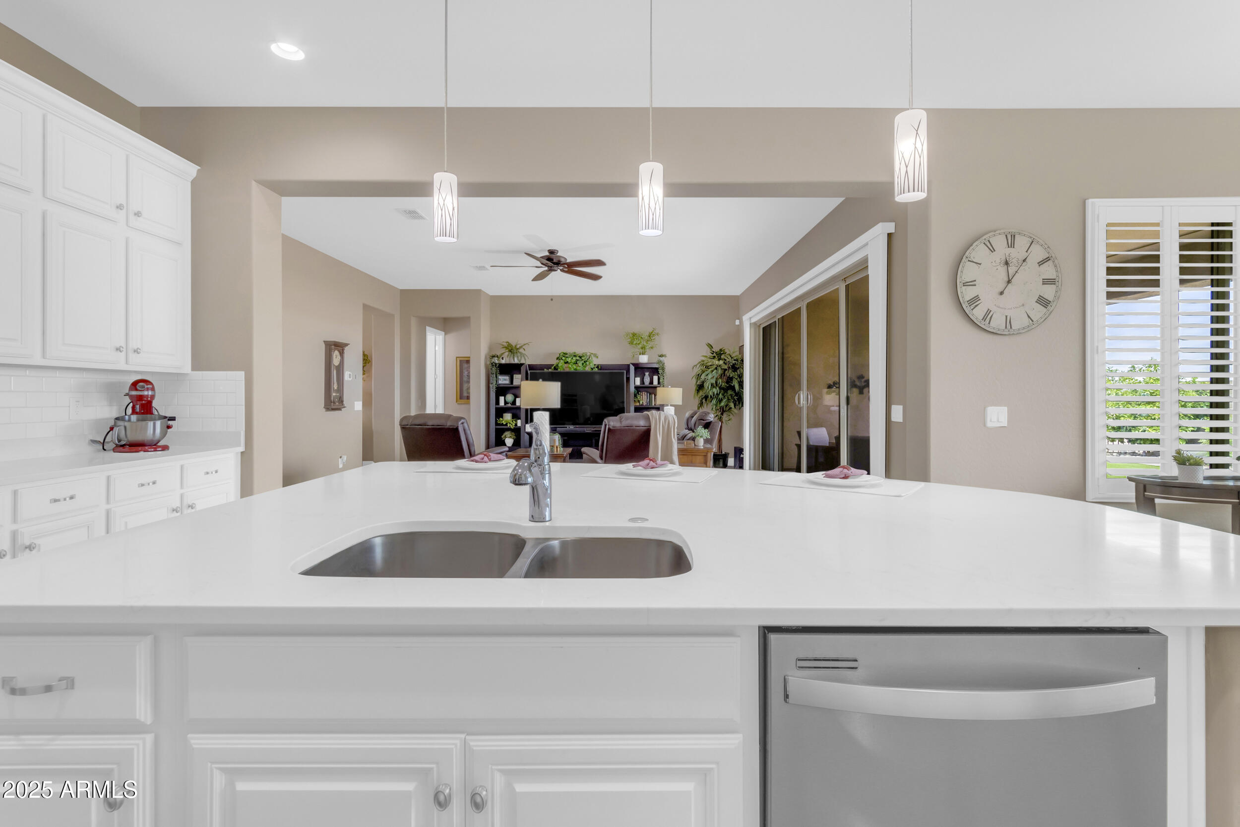 5942 W CACTUS WREN Way