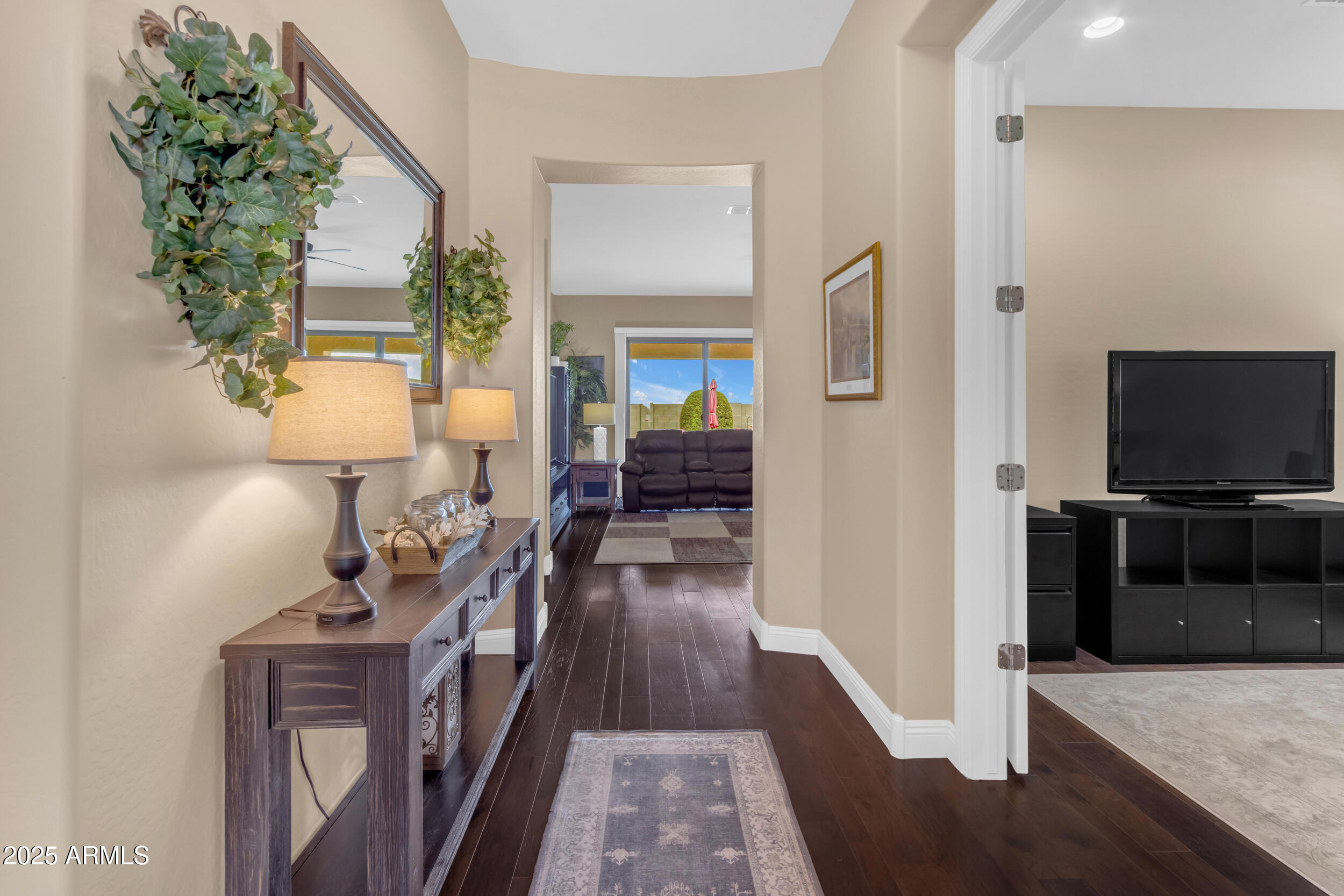 5942 W CACTUS WREN Way