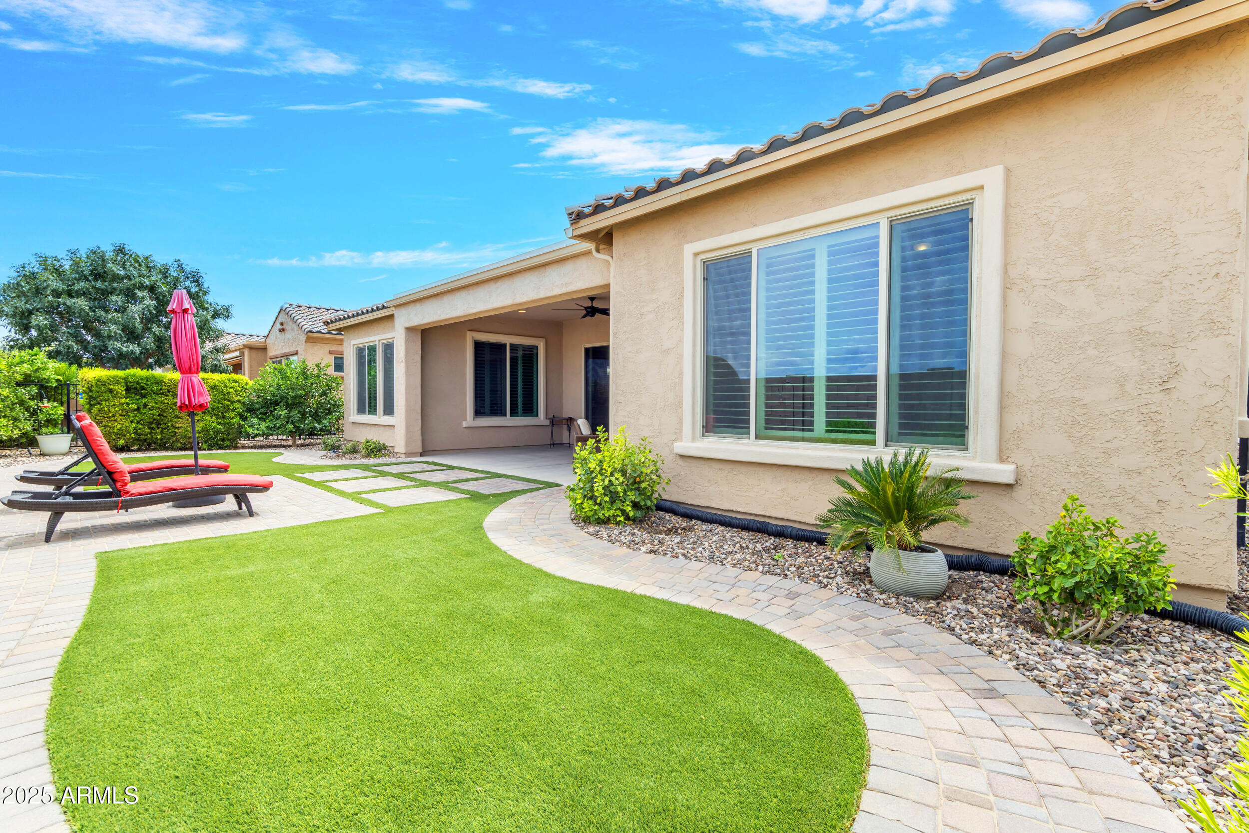 5942 W CACTUS WREN Way