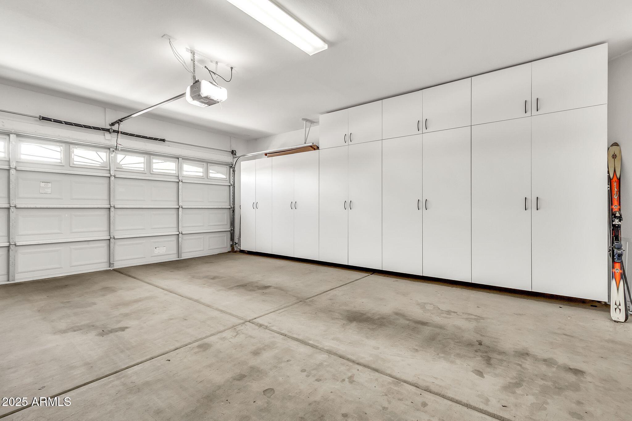 3929 E PEACH TREE Drive