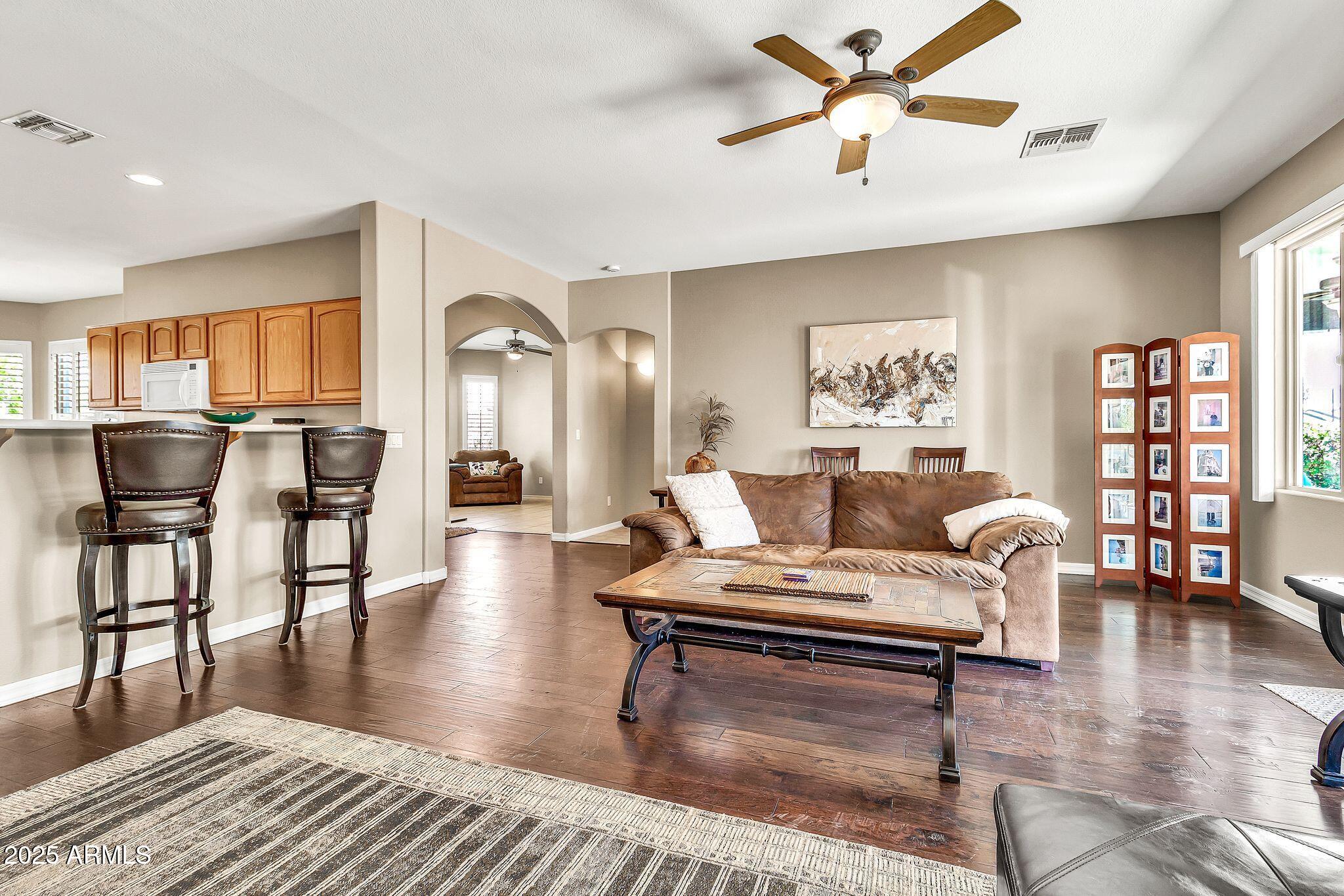 3929 E PEACH TREE Drive