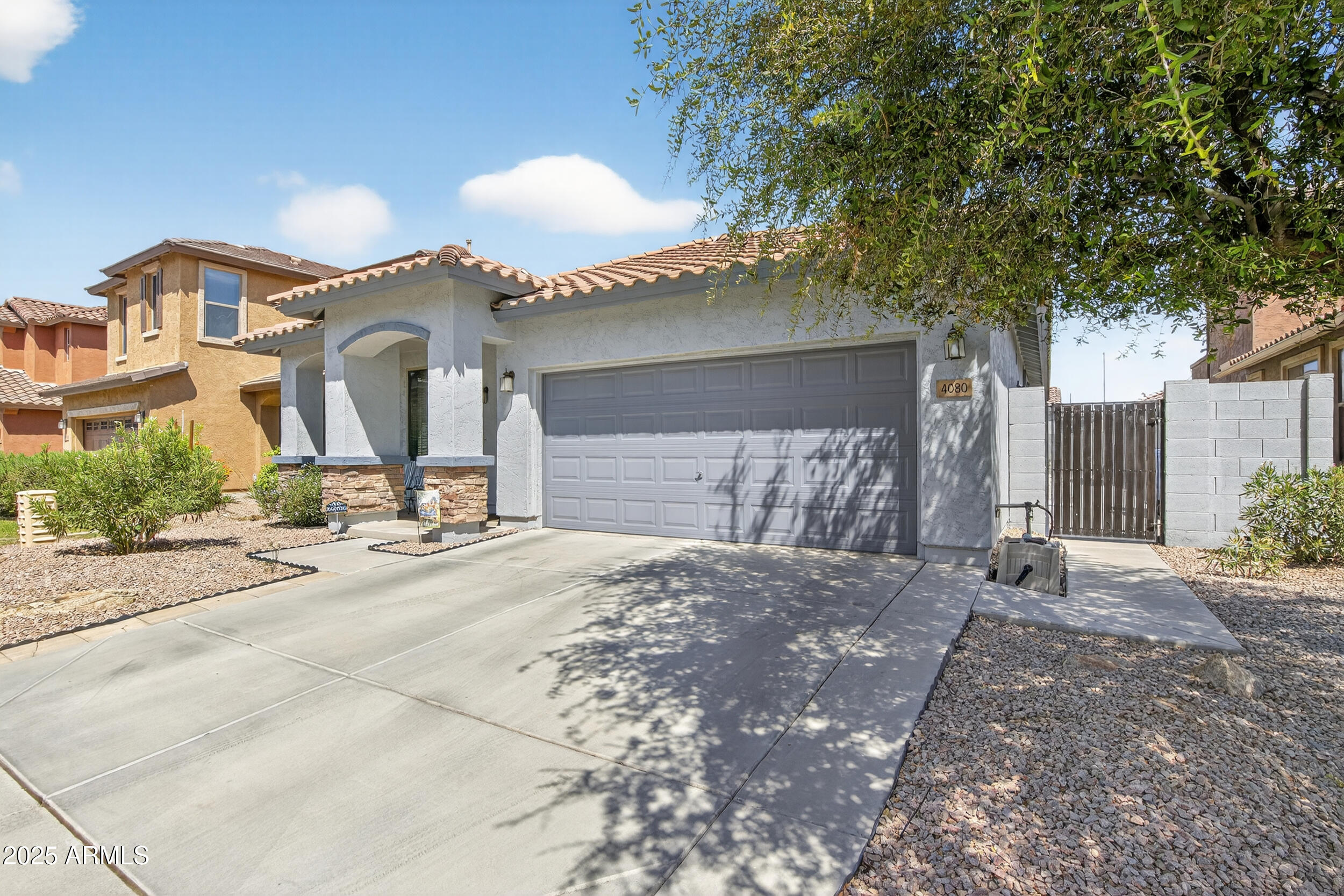 4080 E TORREY PINES Lane