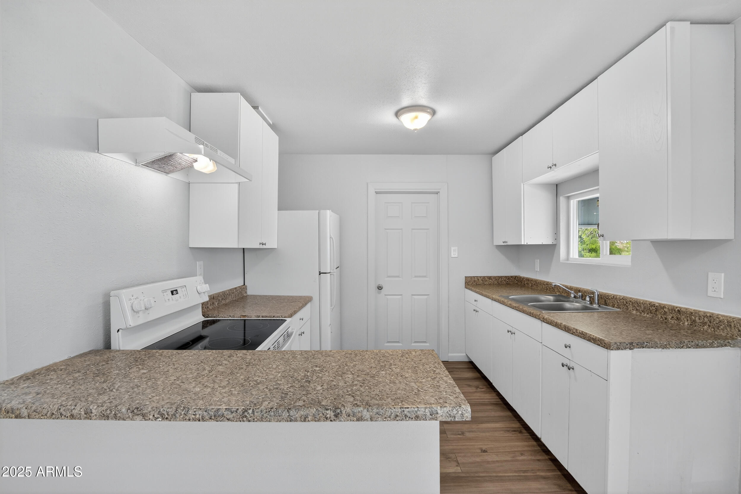 1410 S 24TH Avenue, A