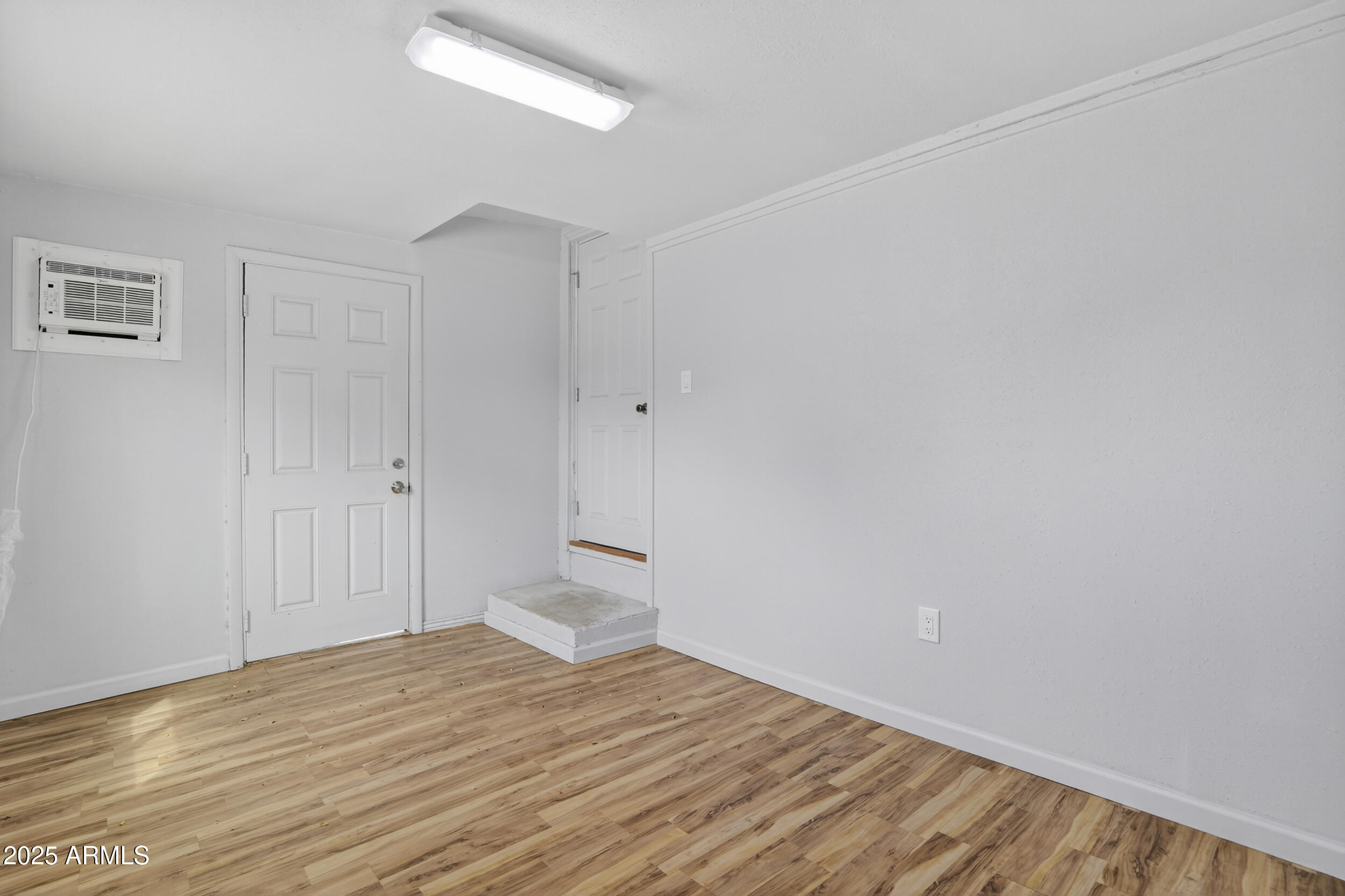 1410 S 24TH Avenue, A