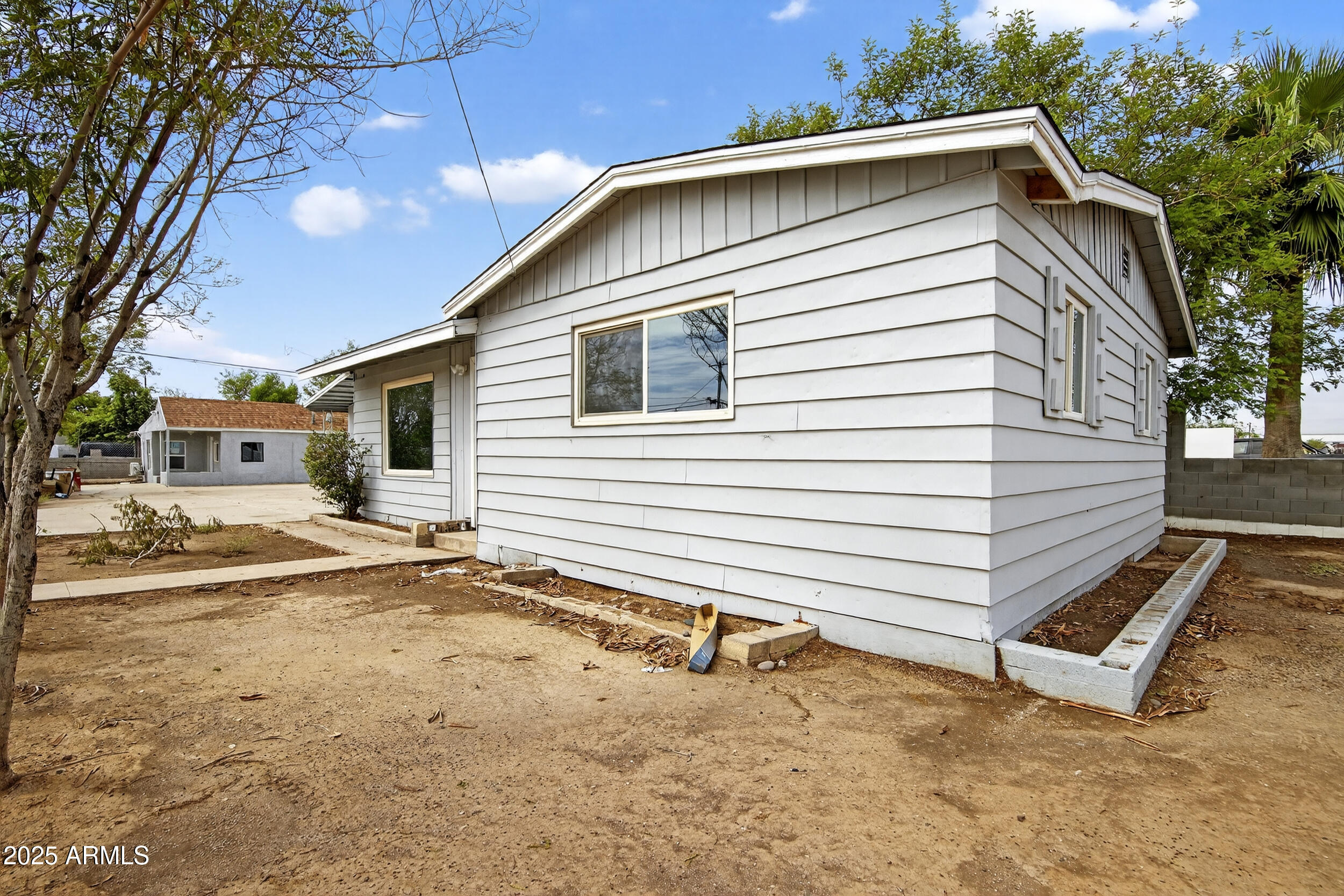 1410 S 24TH Avenue, A