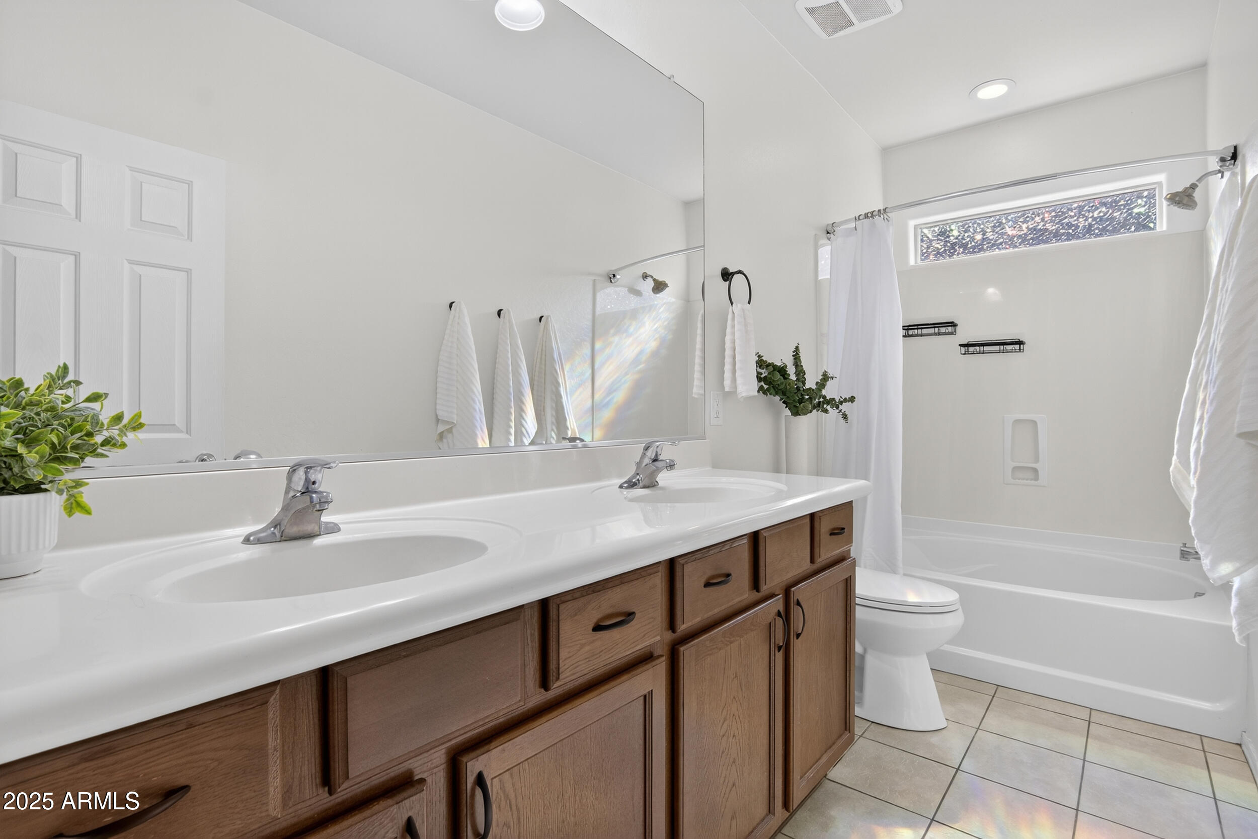 7566 W CONGRESSIONAL Way