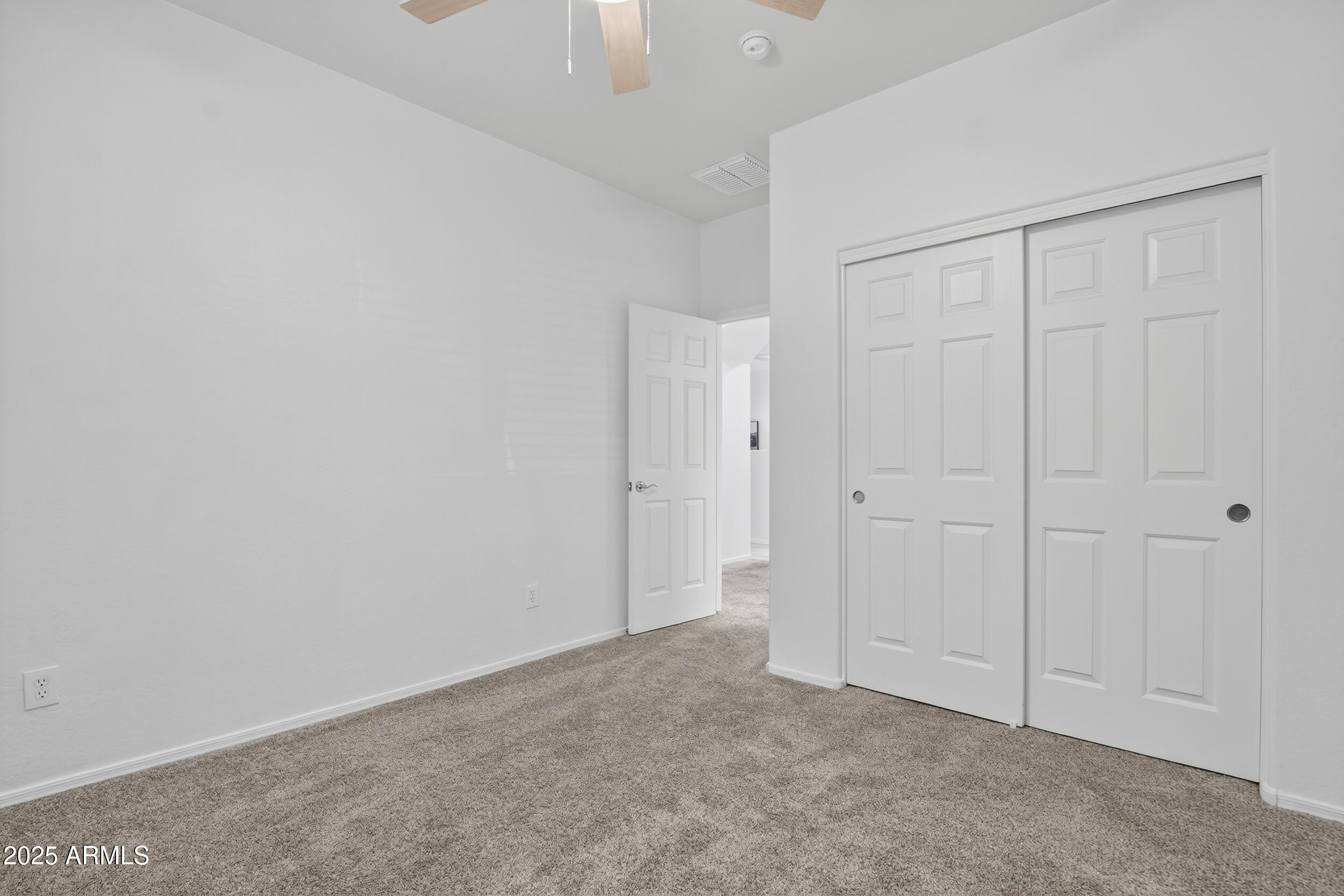 7566 W CONGRESSIONAL Way