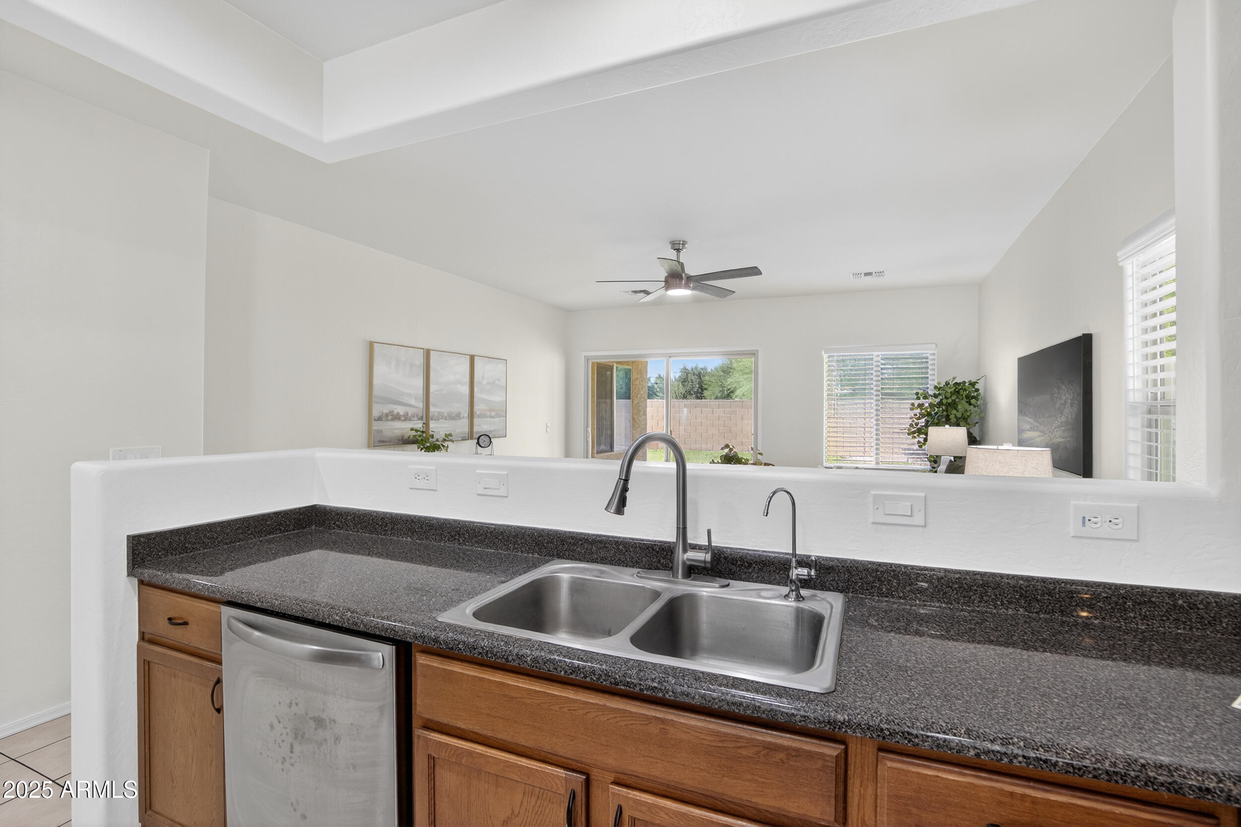 7566 W CONGRESSIONAL Way