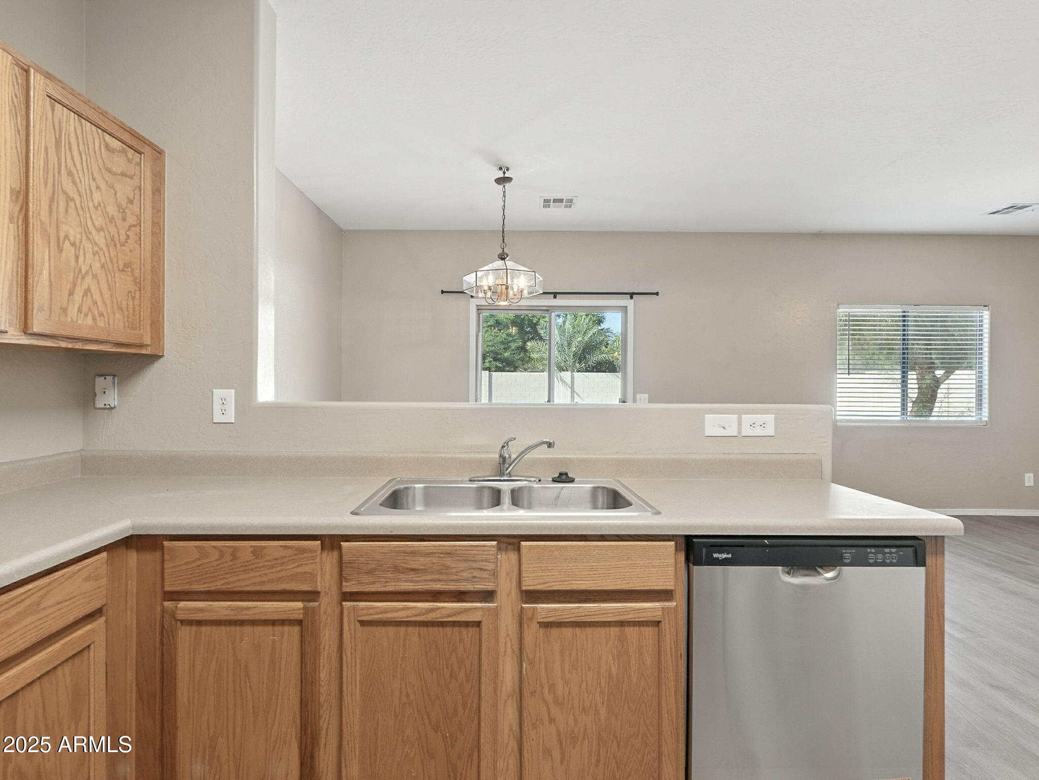 2142 E FRIESIAN Drive