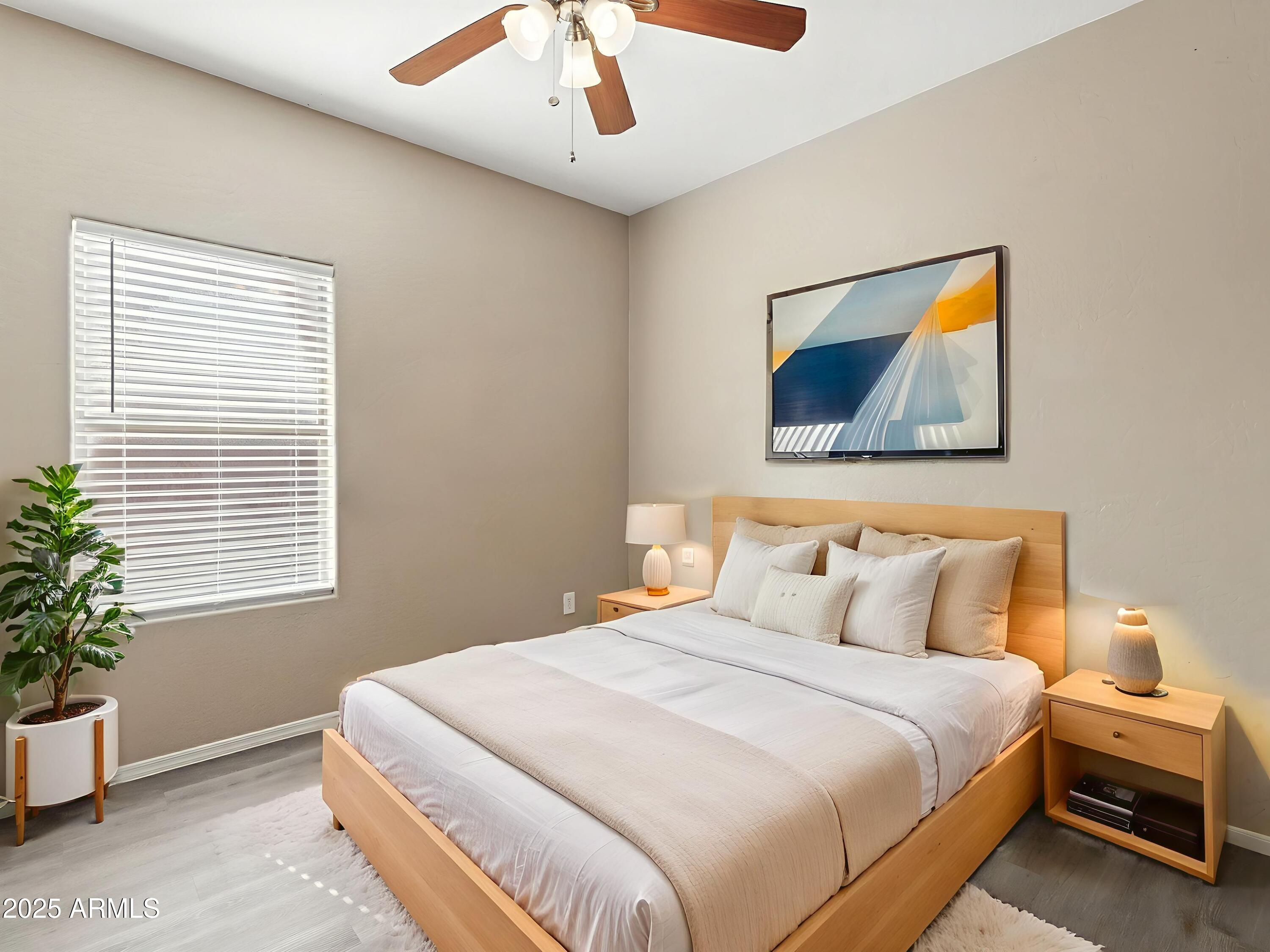 2142 E FRIESIAN Drive