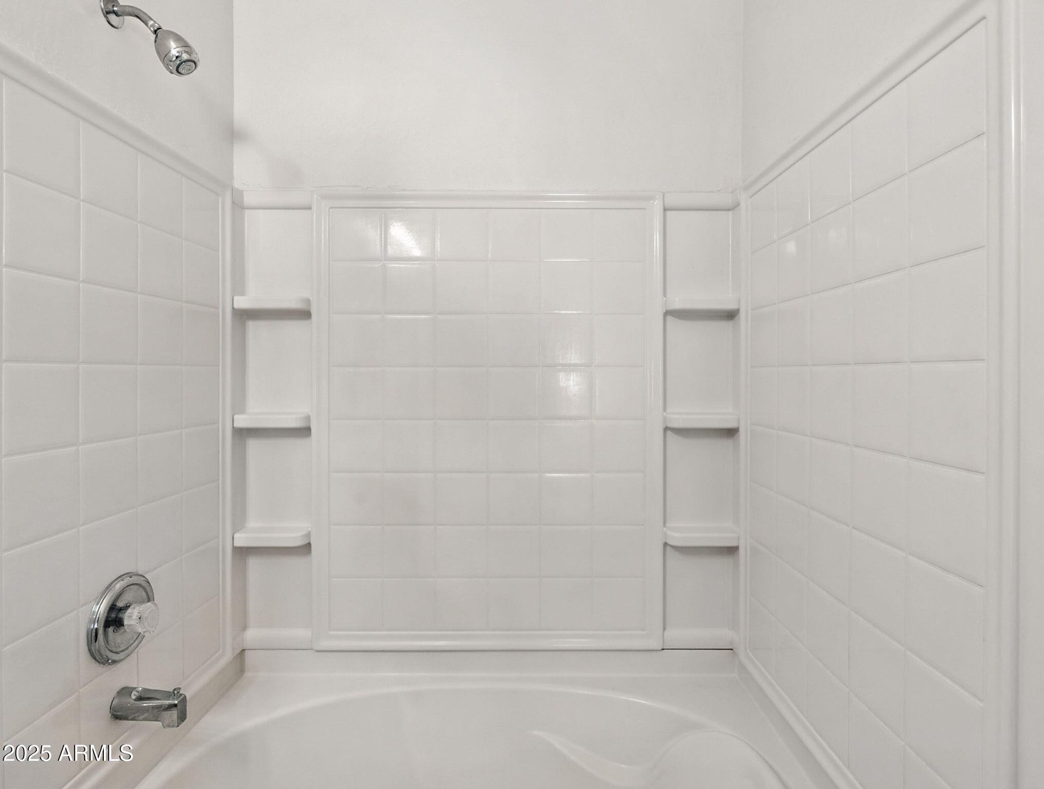 2142 E FRIESIAN Drive