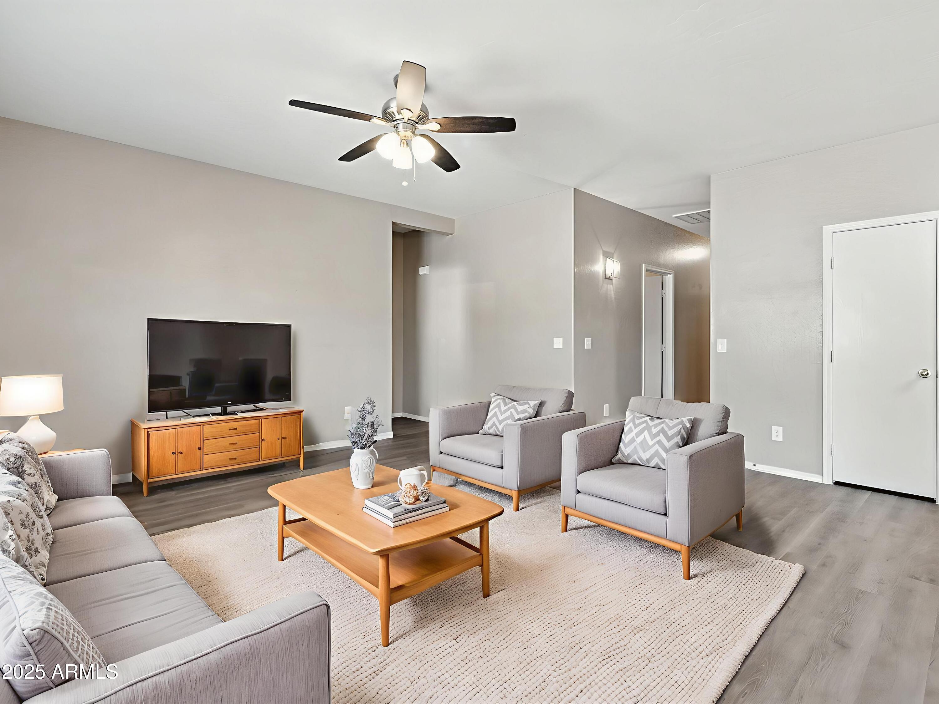 2142 E FRIESIAN Drive