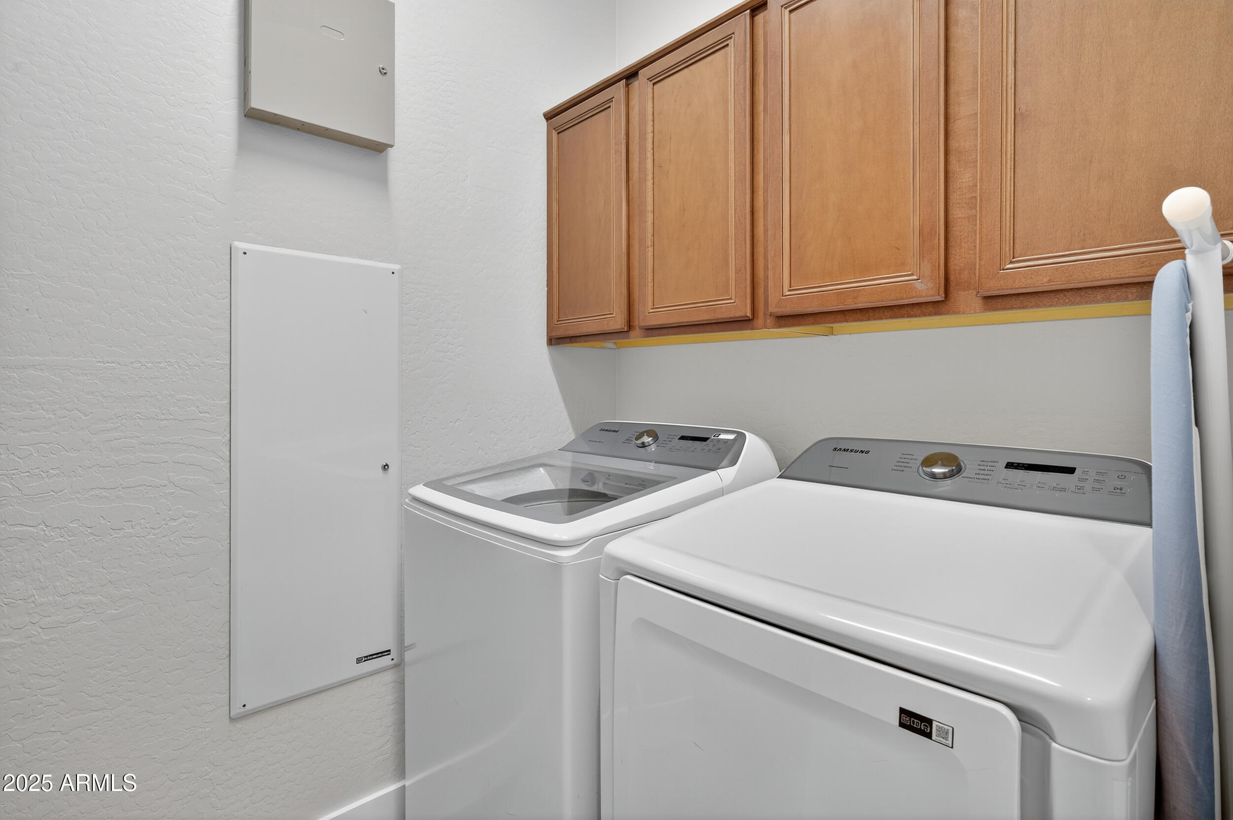 2436 W KACHINA Trail