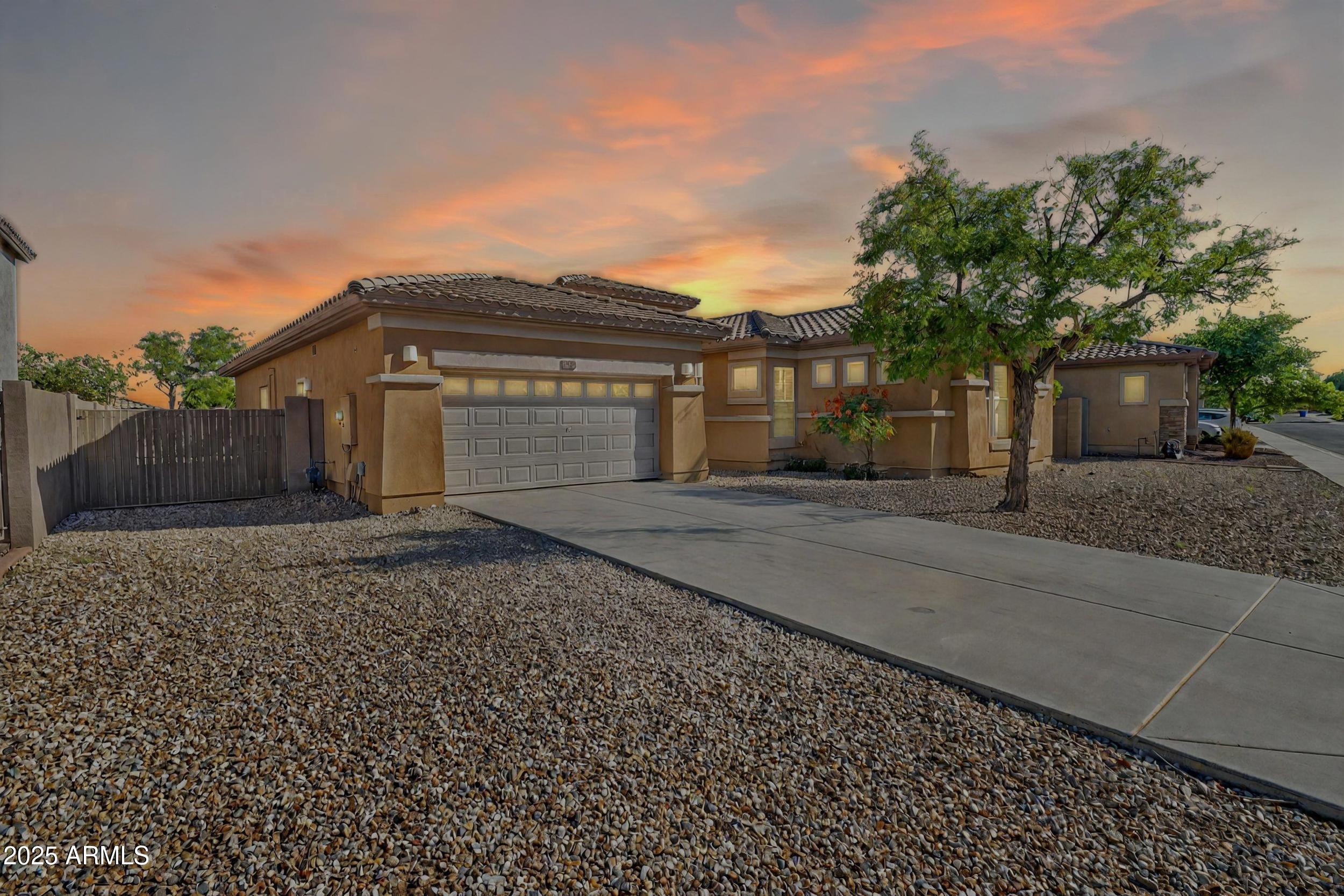 2436 W KACHINA Trail
