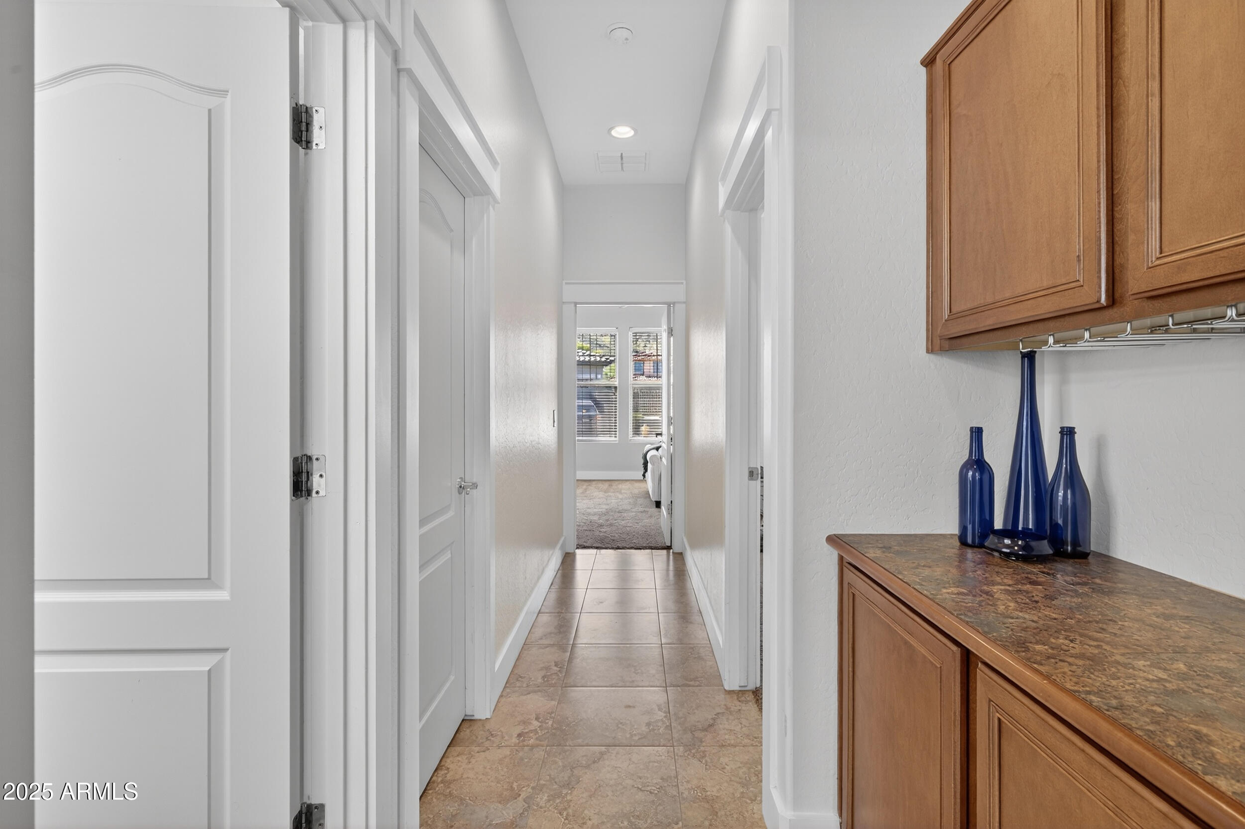 2436 W KACHINA Trail