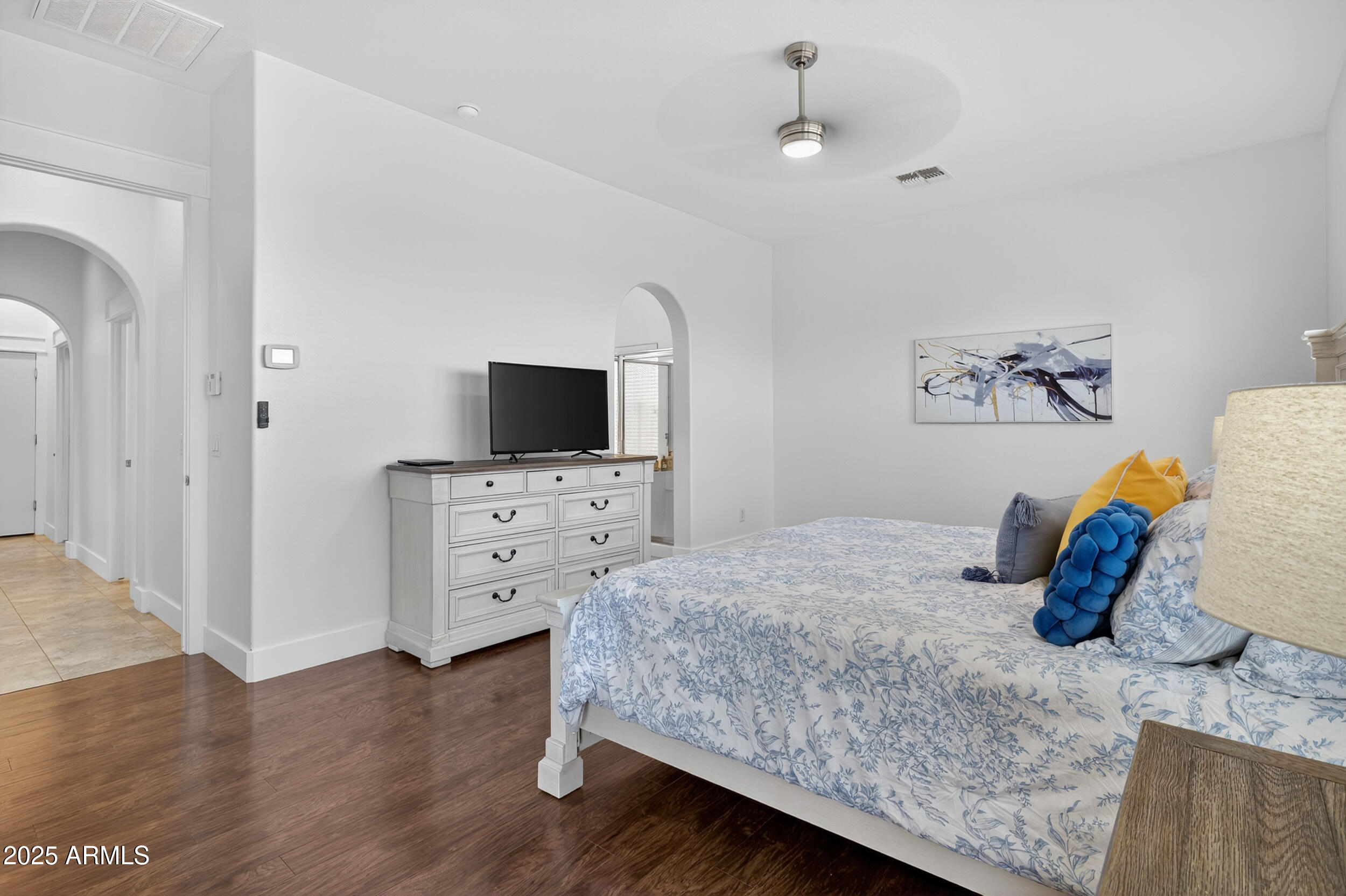 2436 W KACHINA Trail