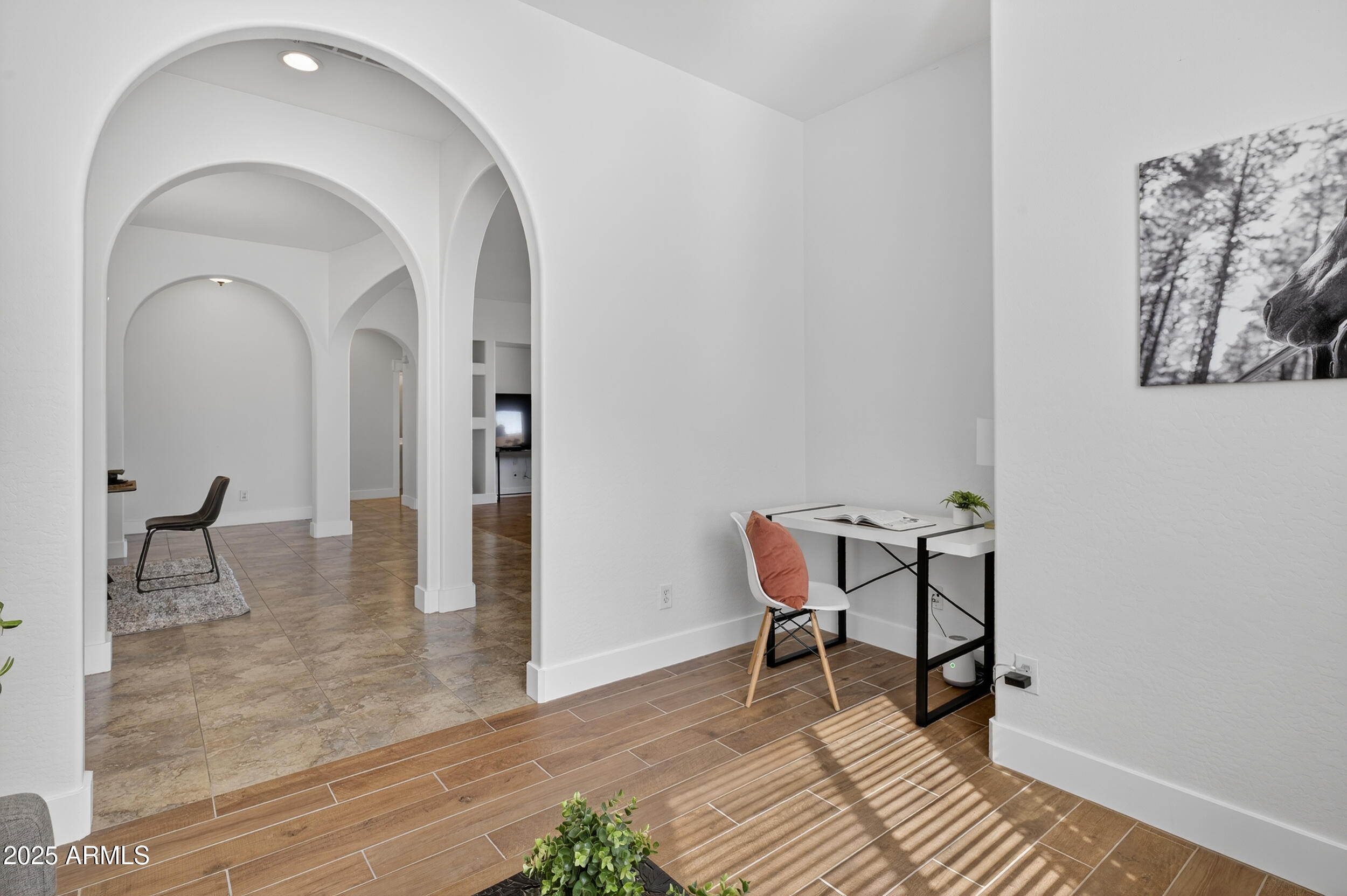 2436 W KACHINA Trail