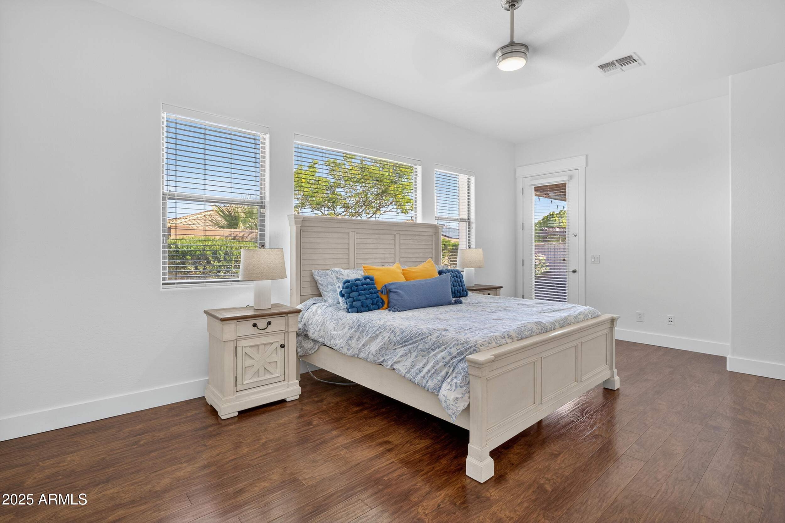 2436 W KACHINA Trail