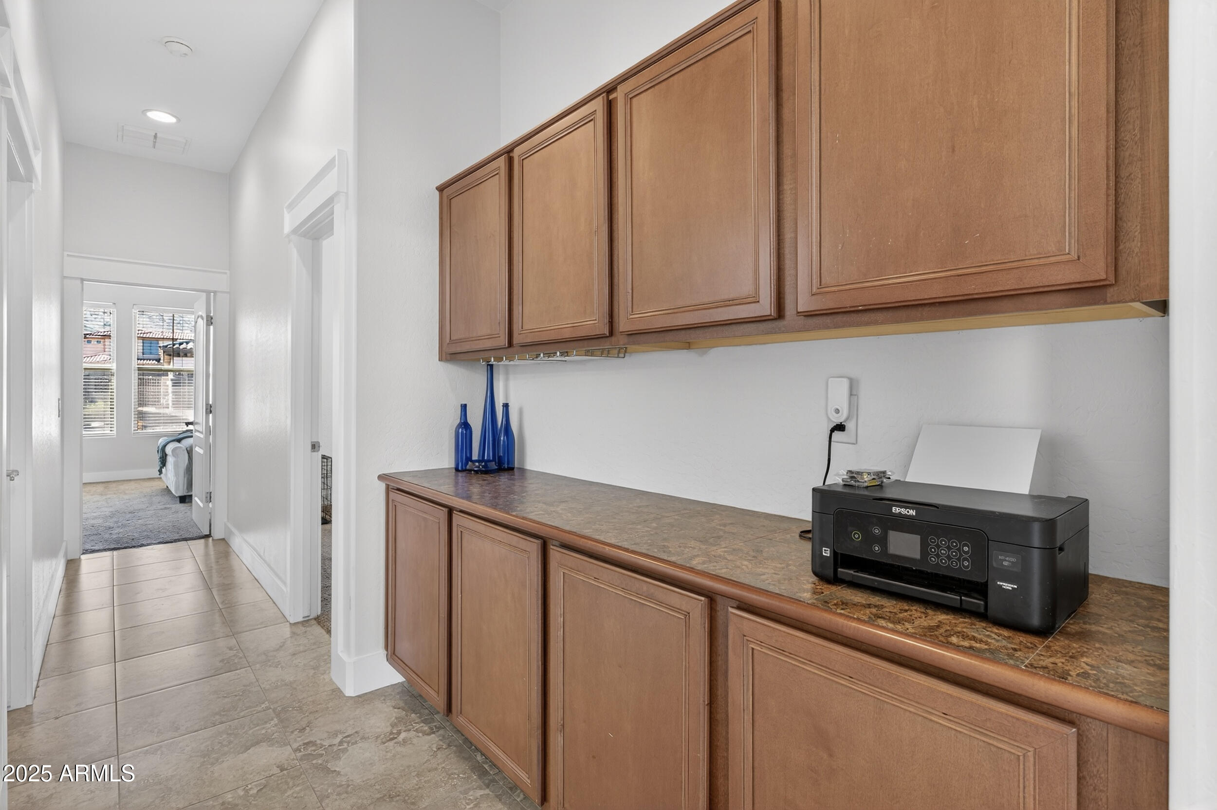 2436 W KACHINA Trail