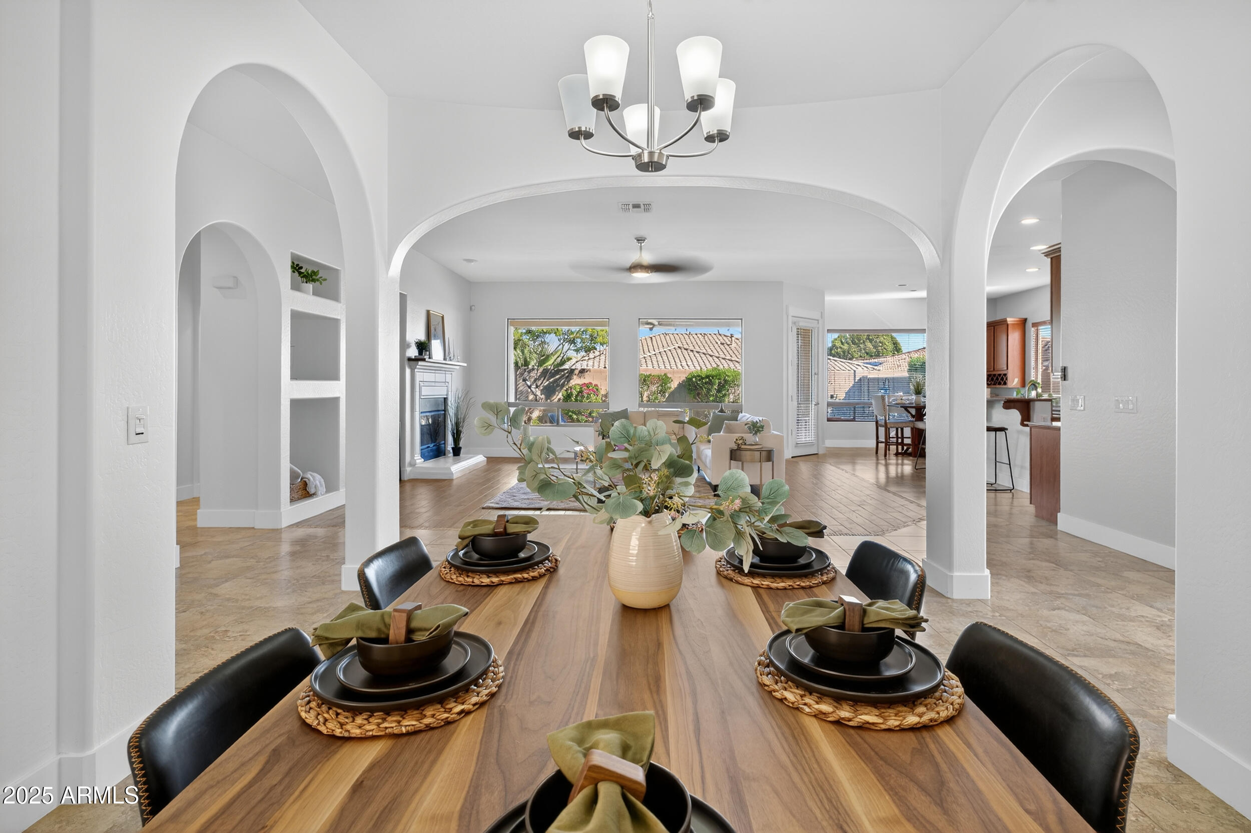 2436 W KACHINA Trail