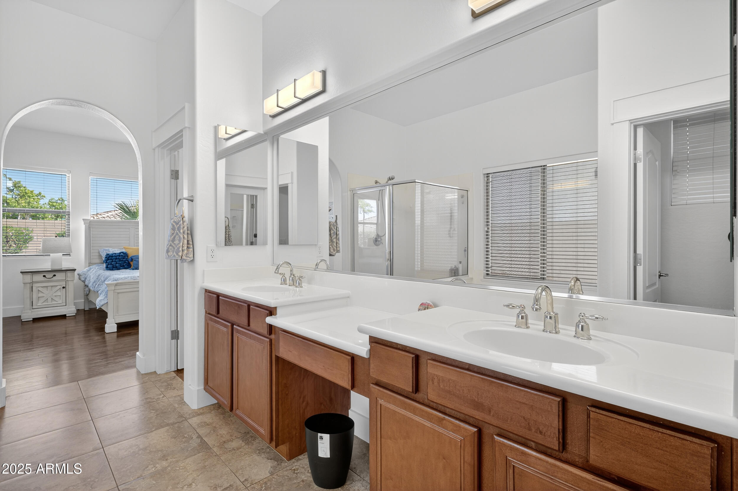 2436 W KACHINA Trail