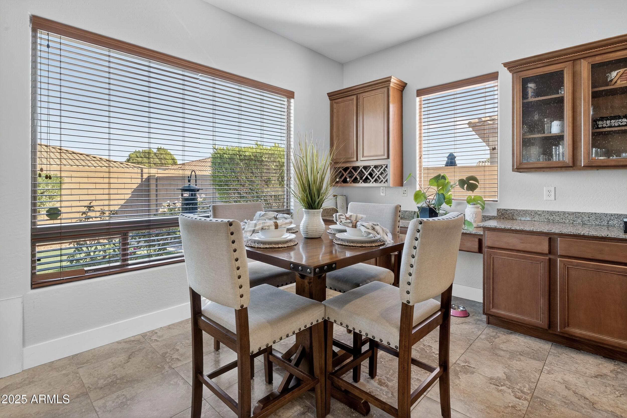 2436 W KACHINA Trail