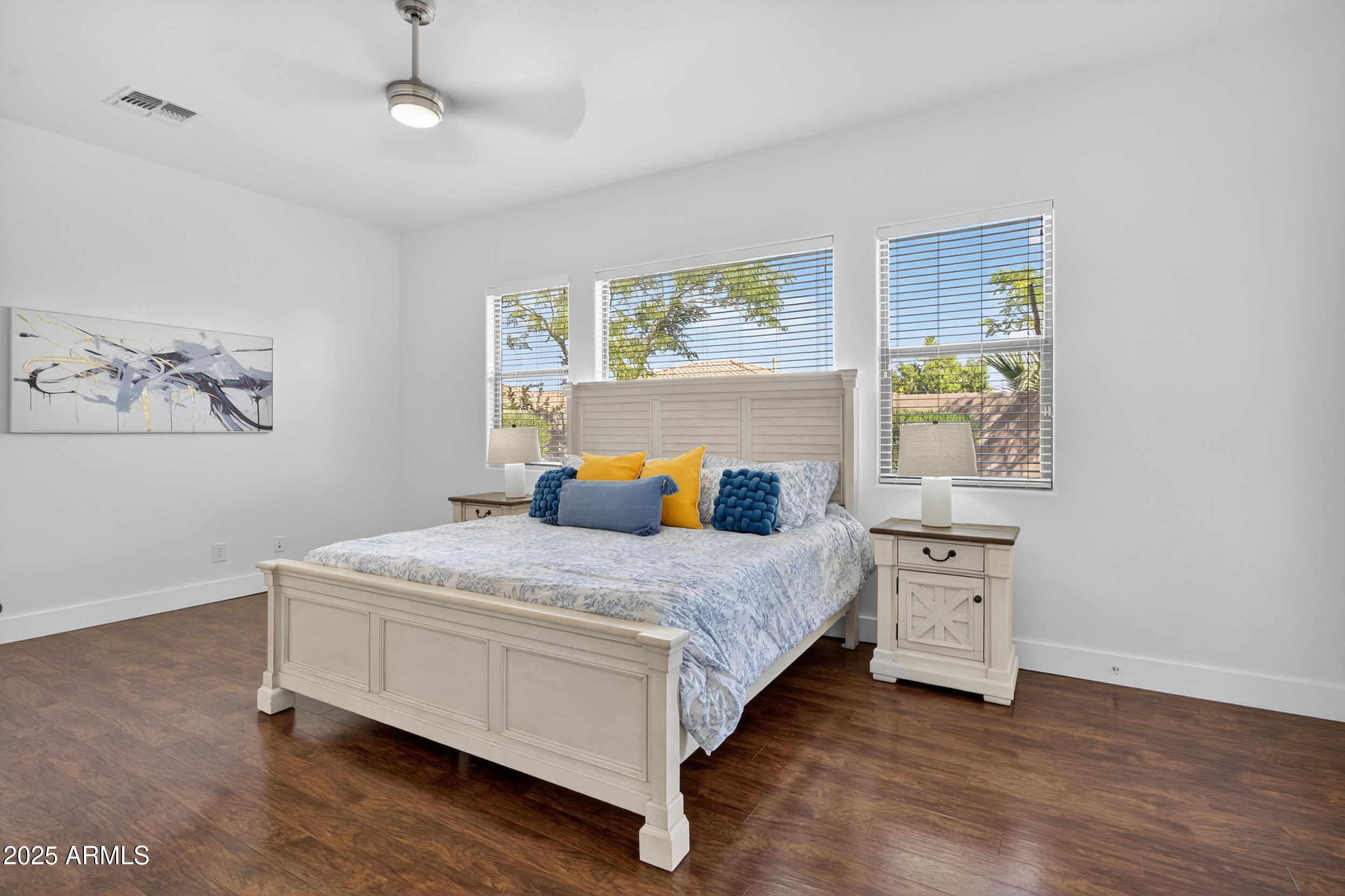 2436 W KACHINA Trail