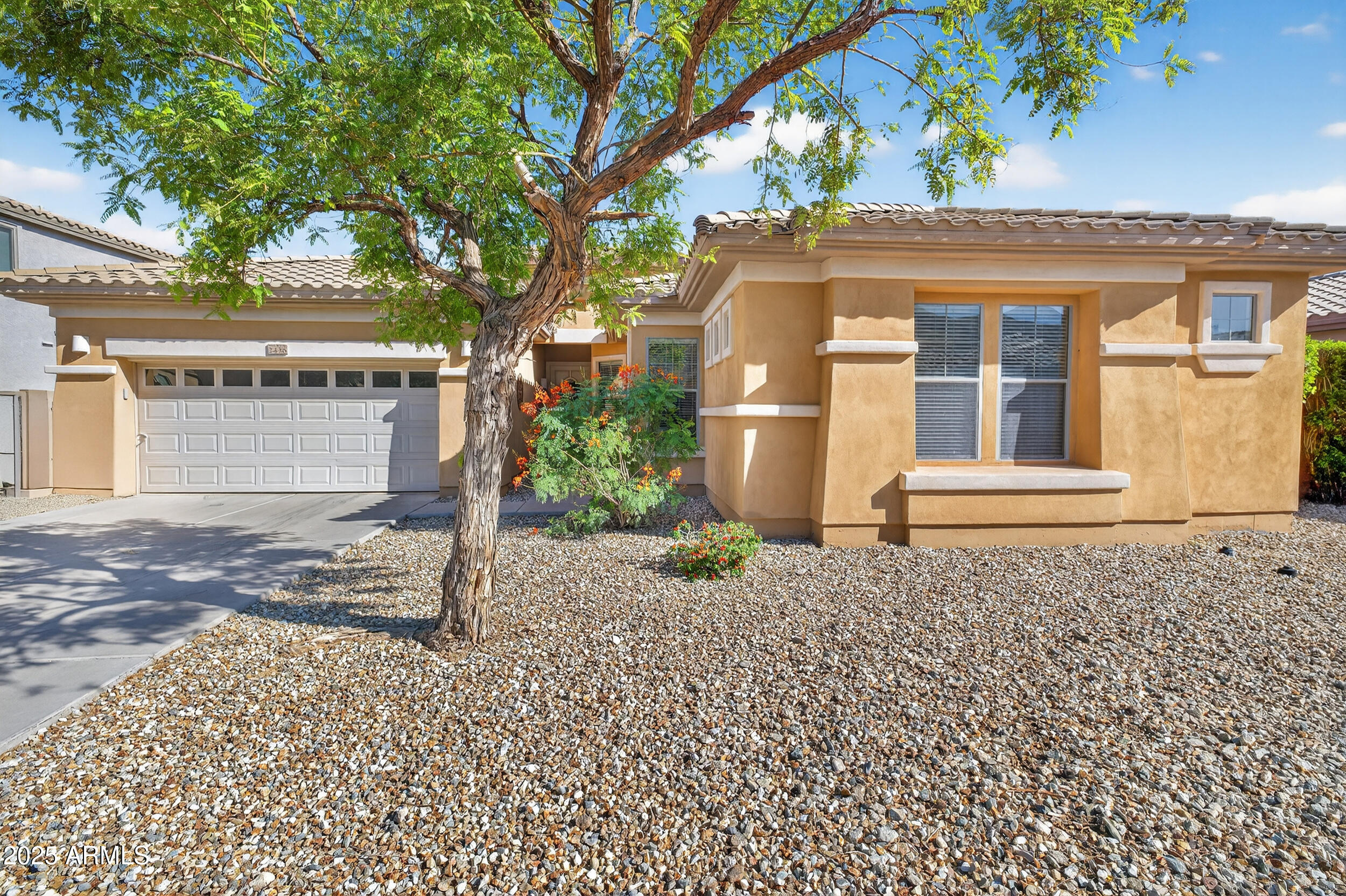 2436 W KACHINA Trail