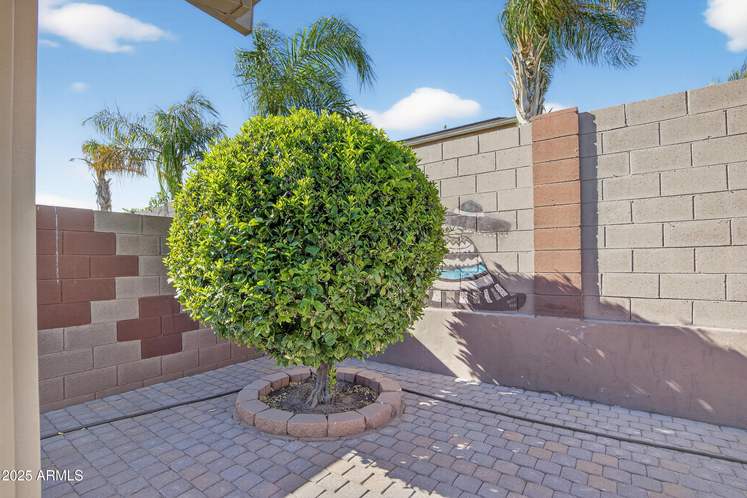 17368 W RED BIRD Road