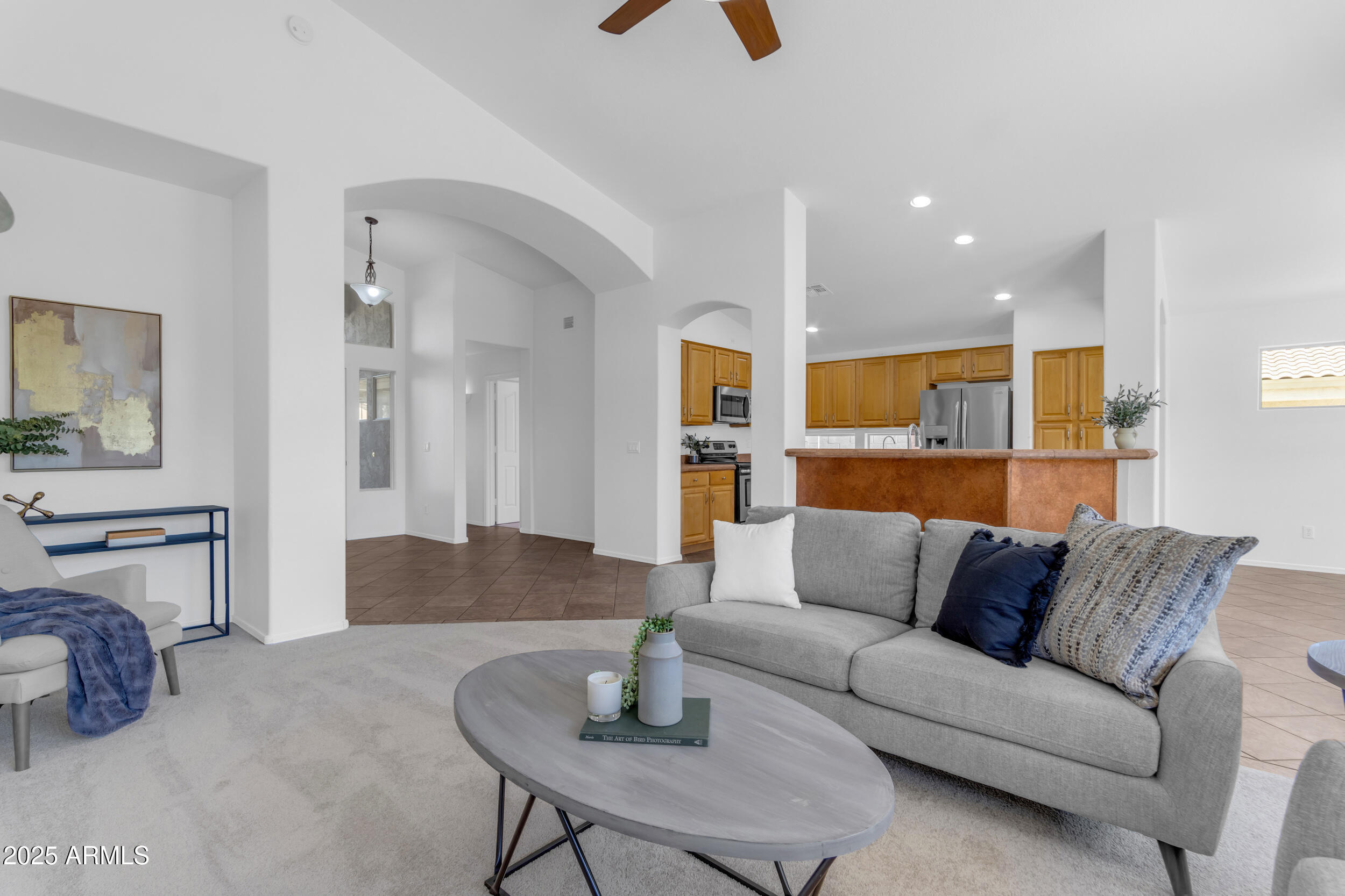 10231 E OLLA Avenue