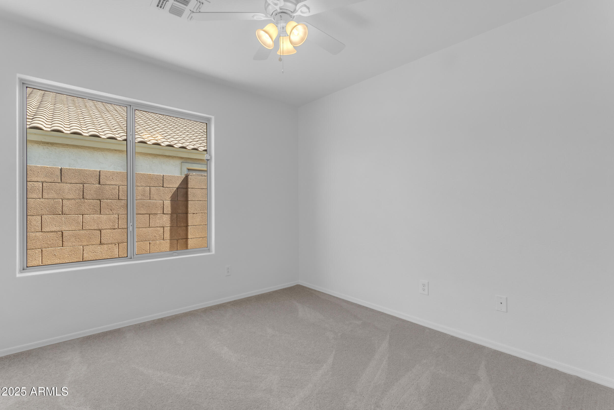 10231 E OLLA Avenue