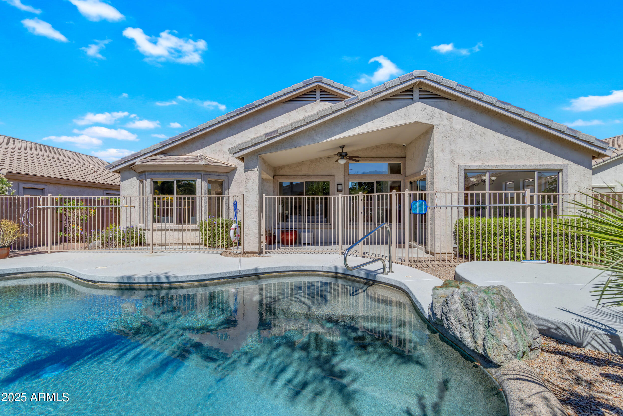 10231 E OLLA Avenue