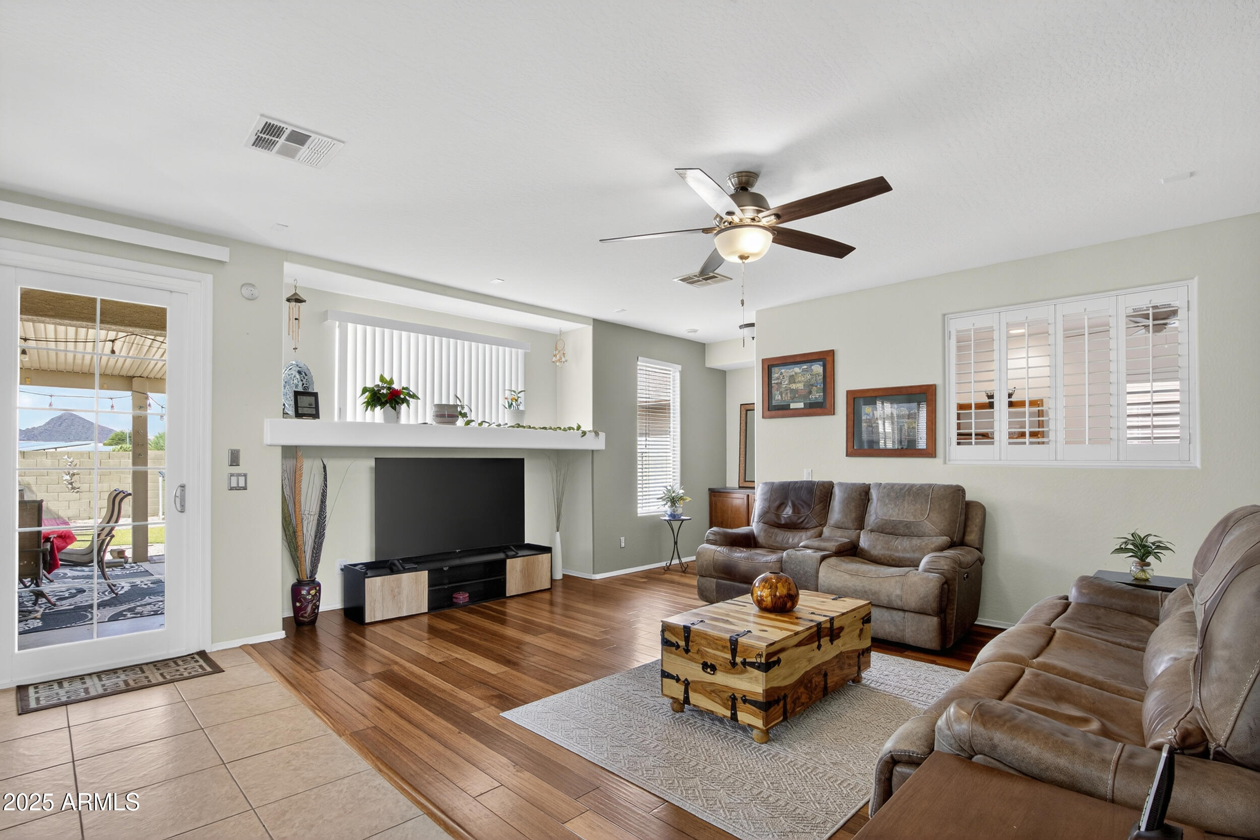 33732 N SANDSTONE Drive