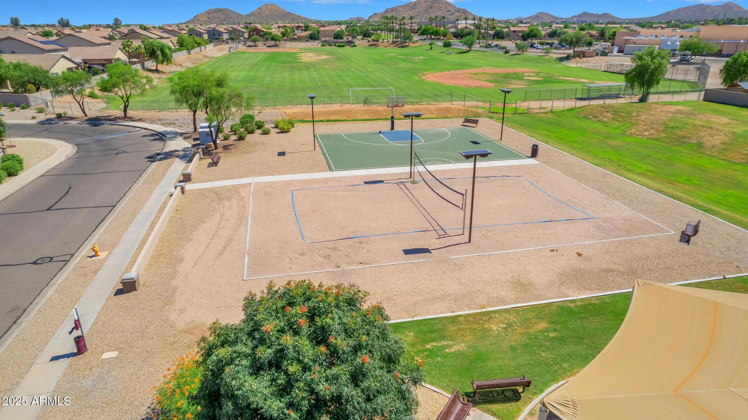 33732 N SANDSTONE Drive