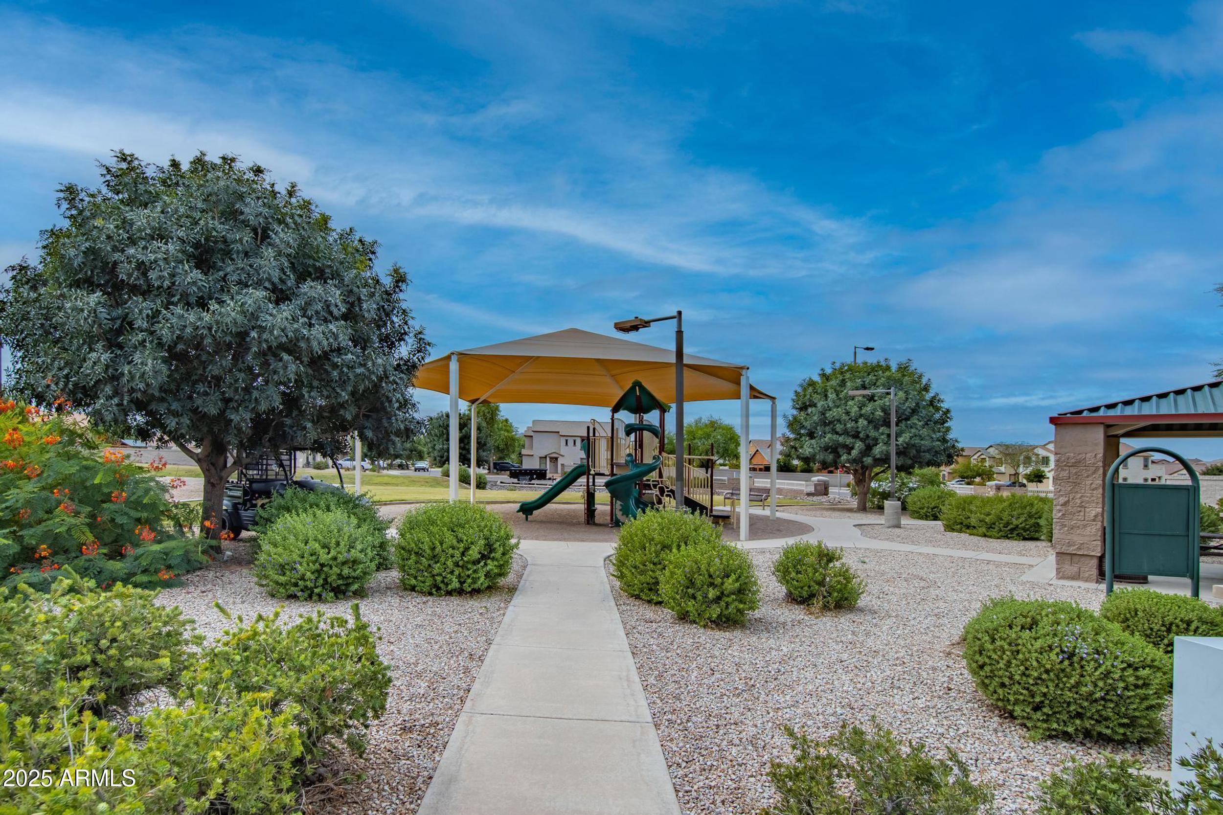 33732 N SANDSTONE Drive