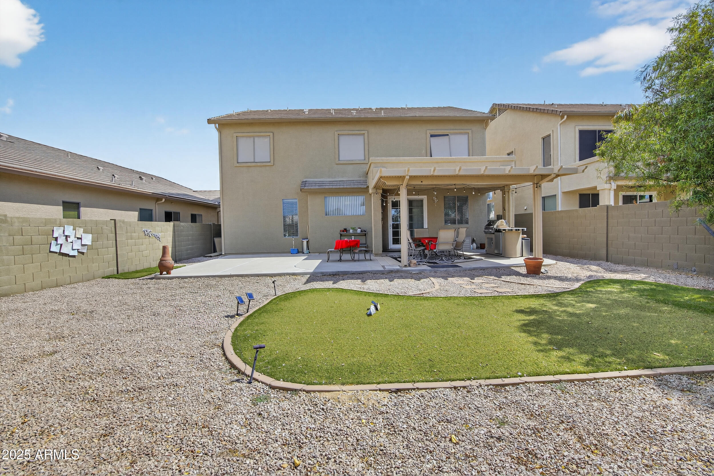 33732 N SANDSTONE Drive